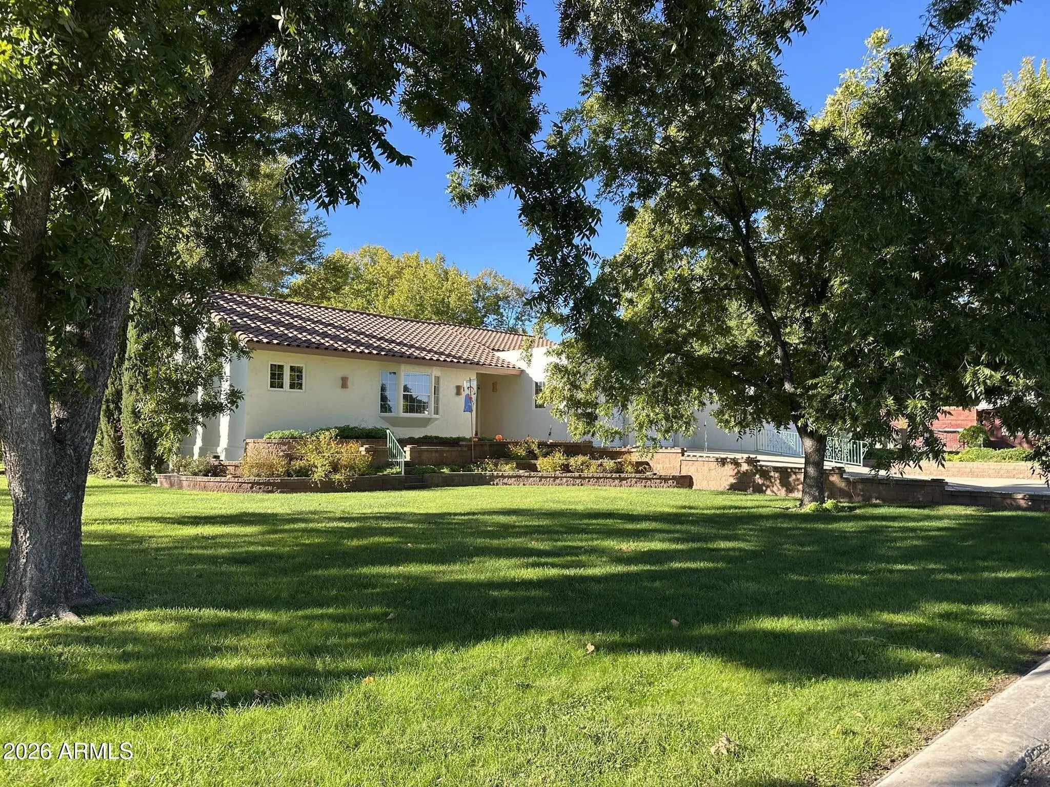 Photo of Listing #6980436