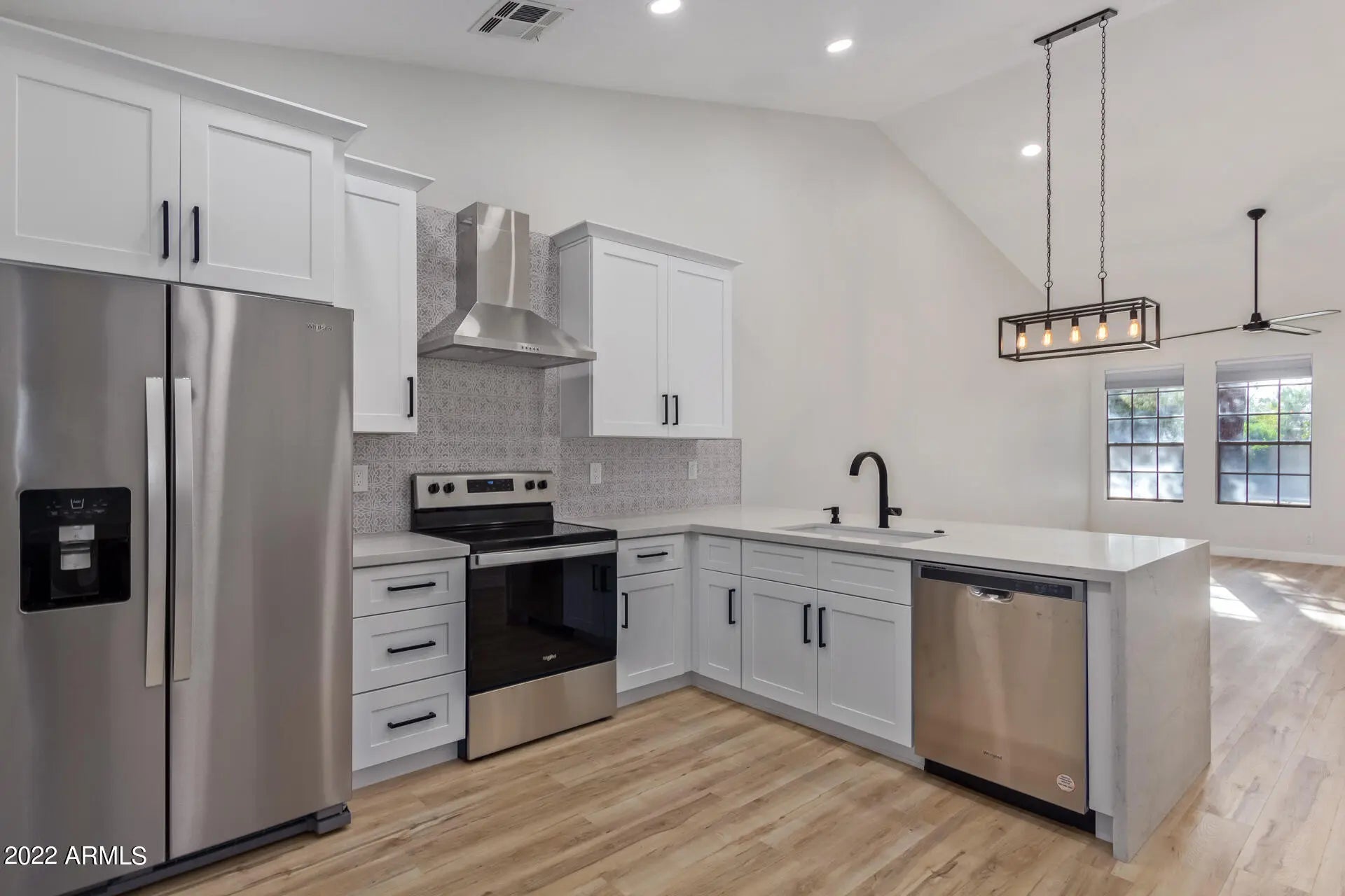 Photo of Listing #6962402