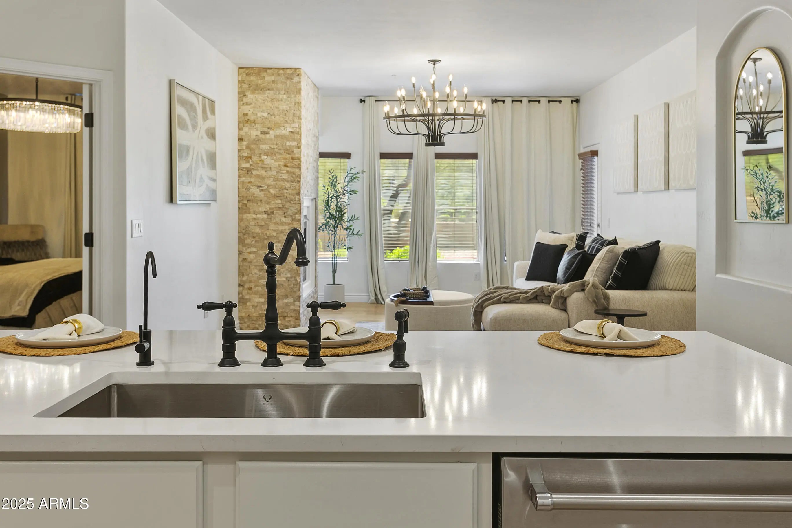 Photo of Listing #6963973