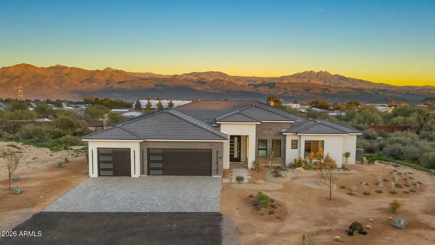 Photo of Listing #6966156