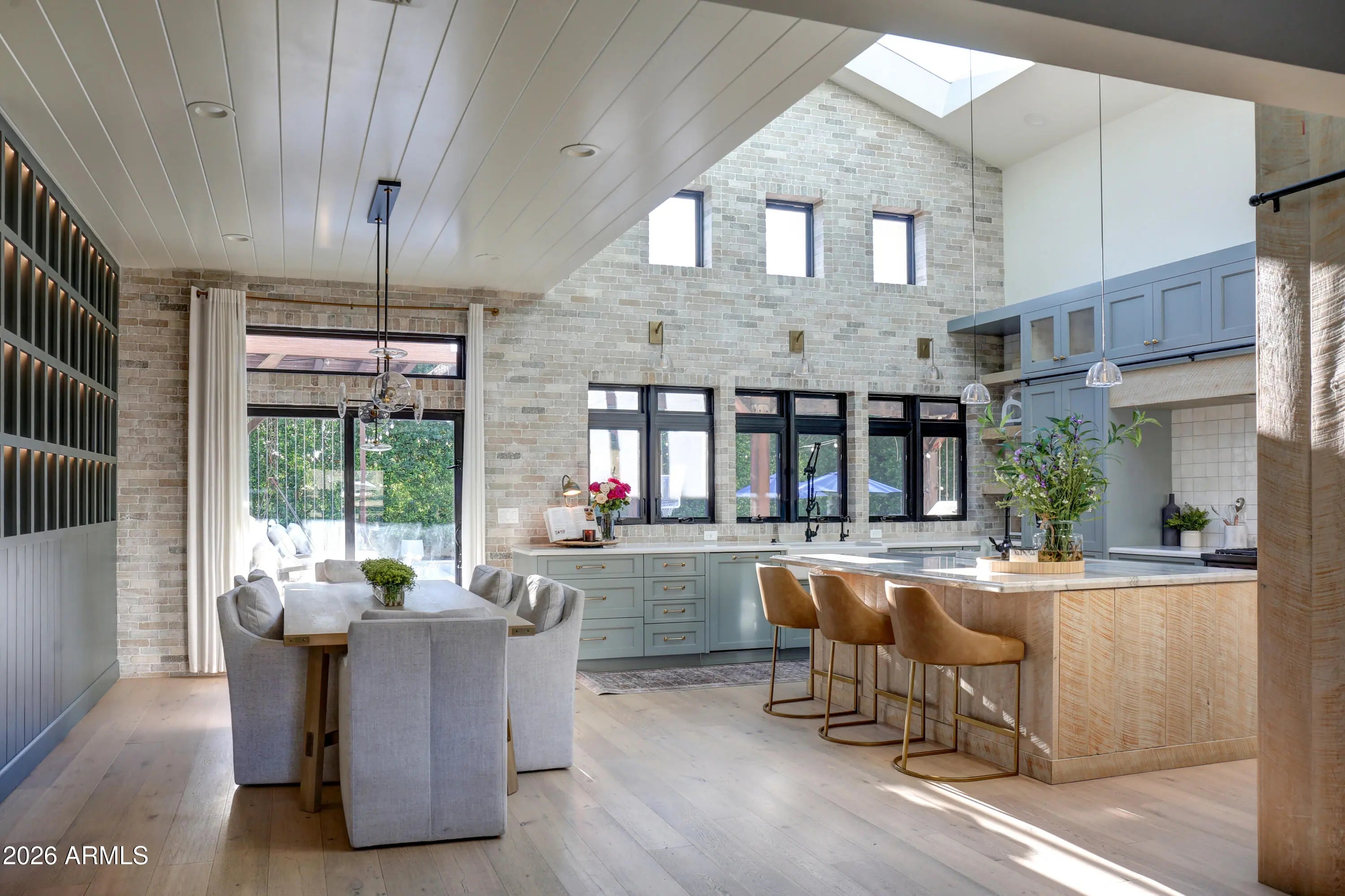 Photo of Listing #6968728