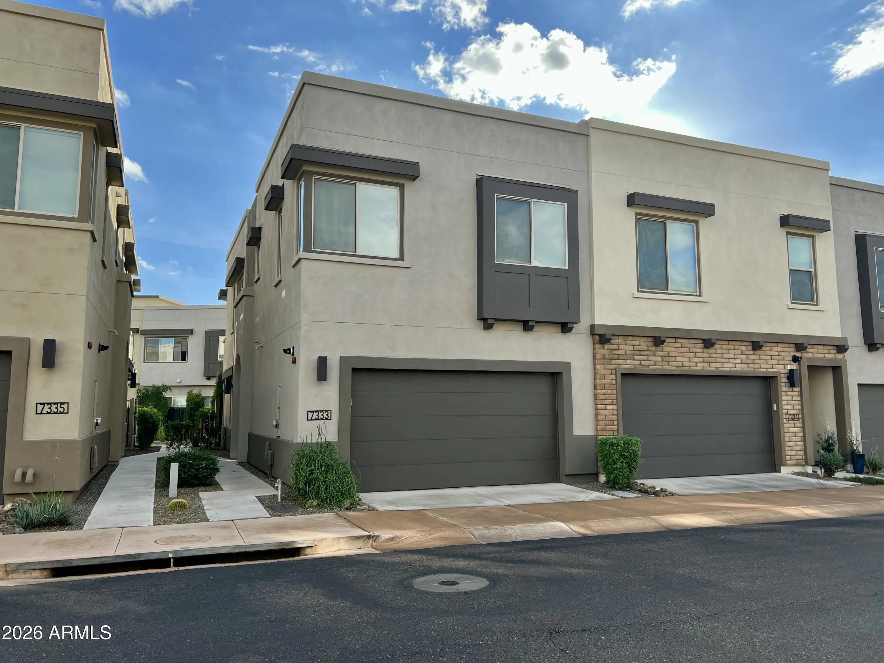 Photo of Listing #6962728