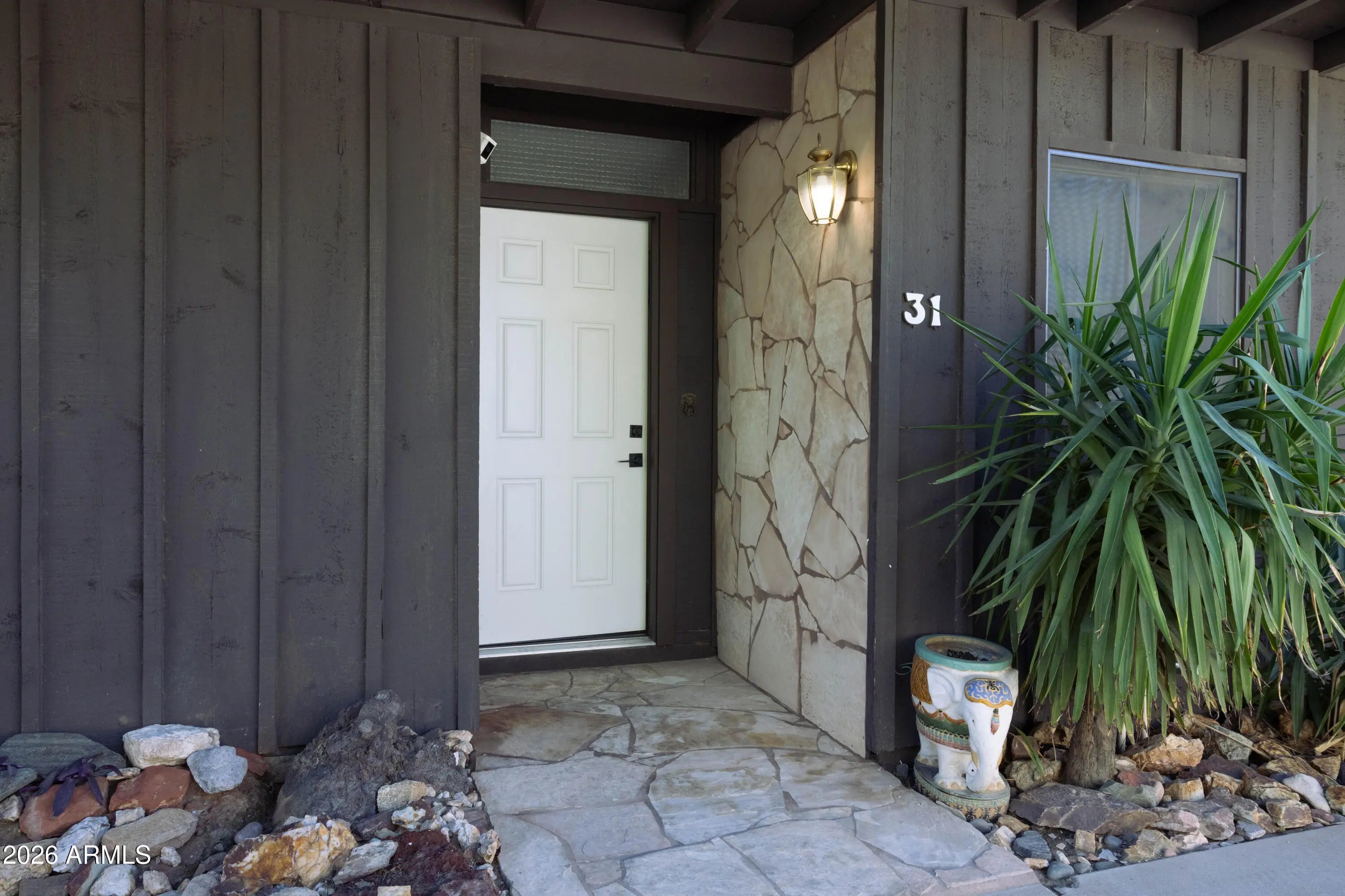 Photo of Listing #6963053