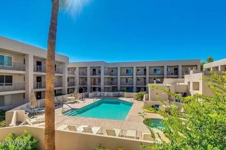 Photo of Listing #6964294