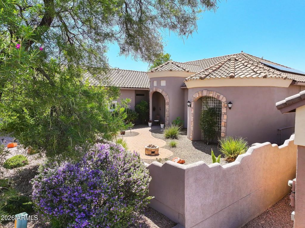 5675 E La Privada Drive, Cornville