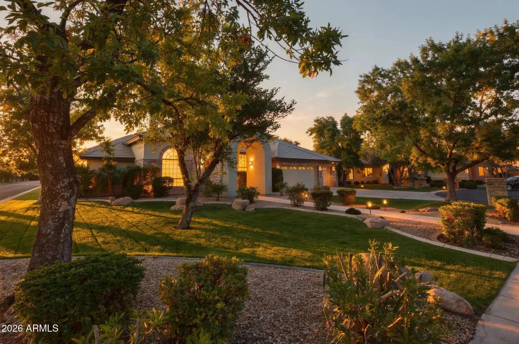 8351 S Homestead Lane, Tempe