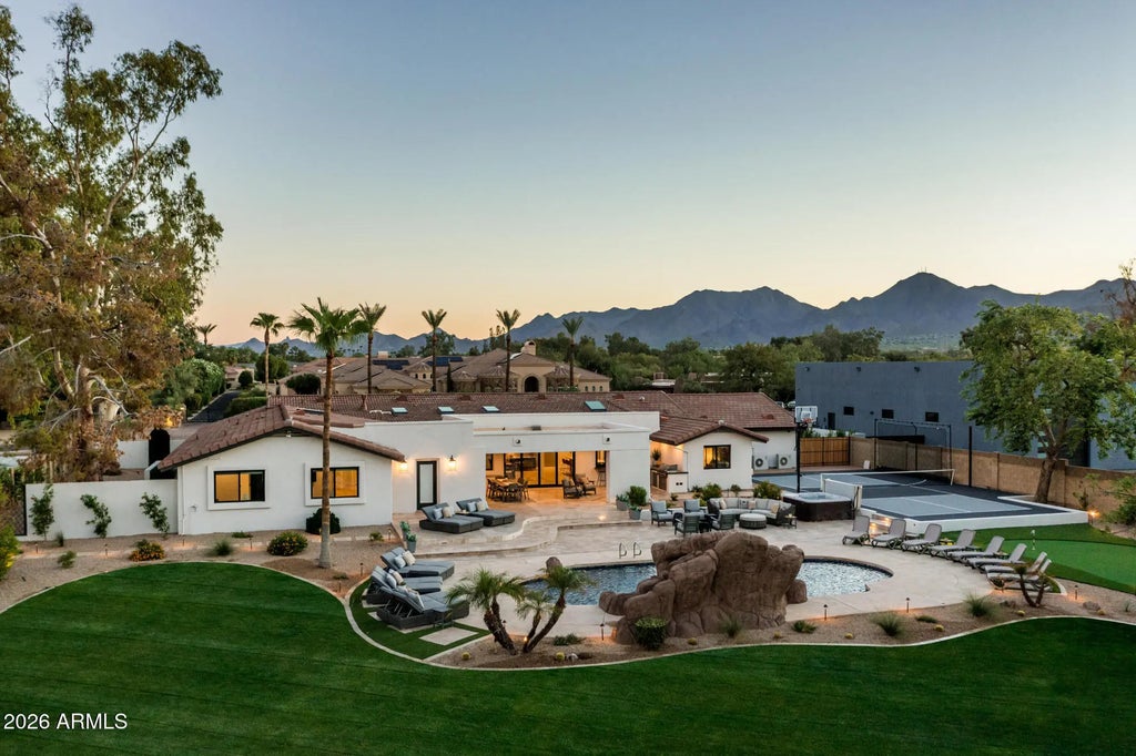 9833 E Desert Cove Avenue, Scottsdale