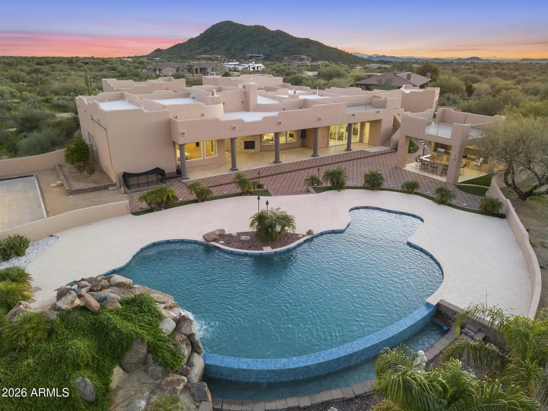 Photo of Listing #6966293