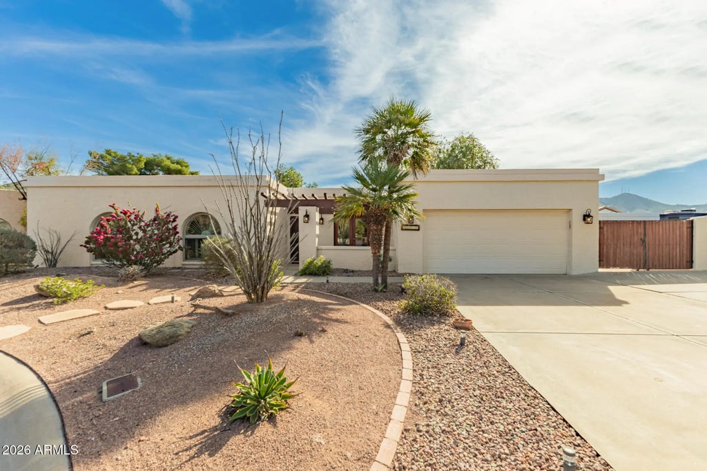 12817 N 1st Street, Phoenix