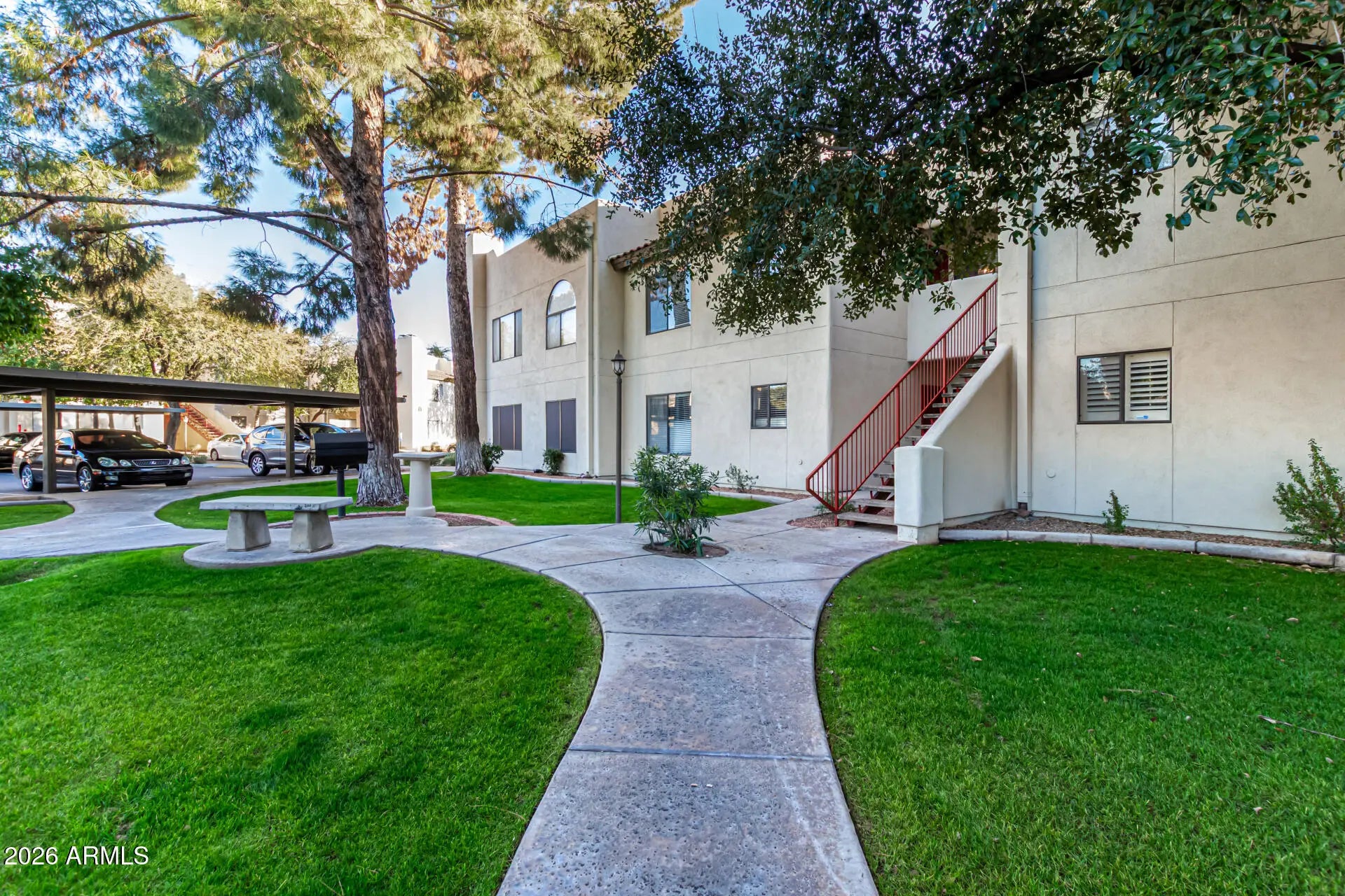 Photo of Listing #6969322