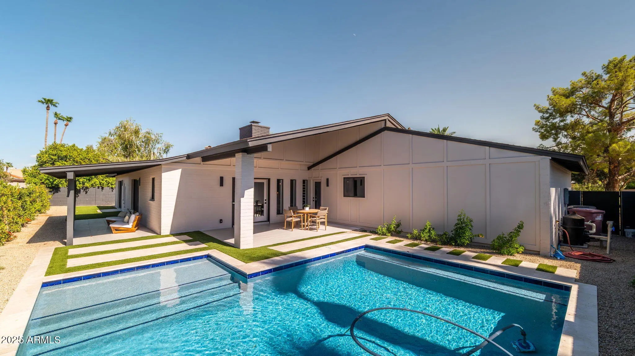 Photo of Listing #6963896