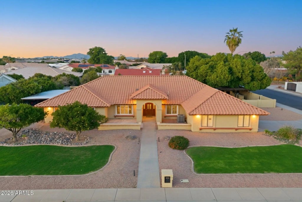 4562 E Elmwood Street, Mesa