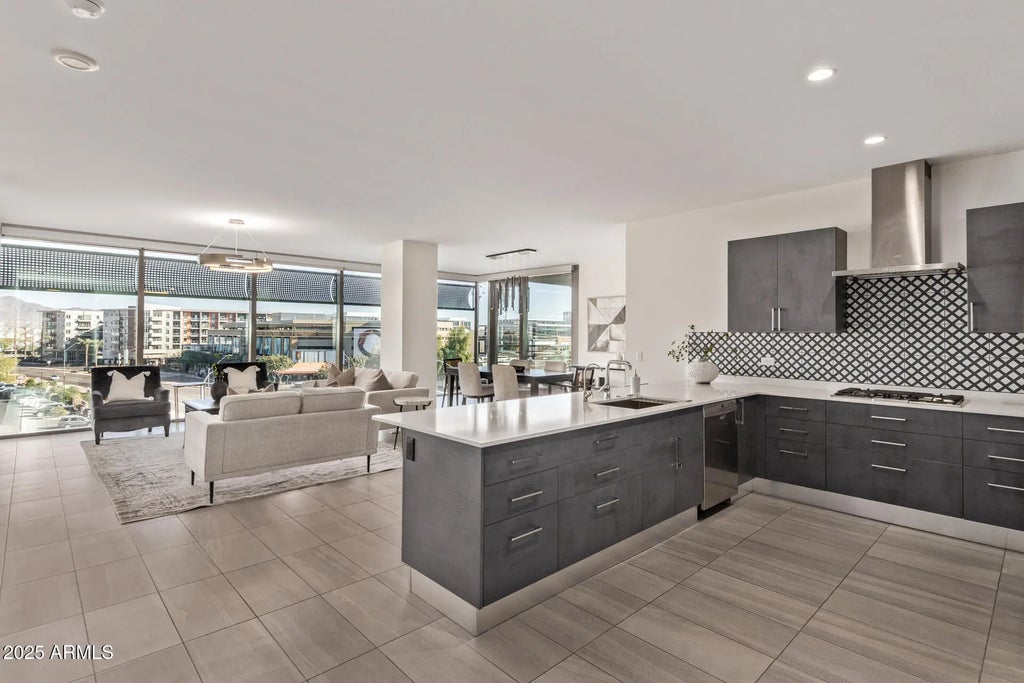 7180 E Kierland Boulevard (unit 516), Scottsdale