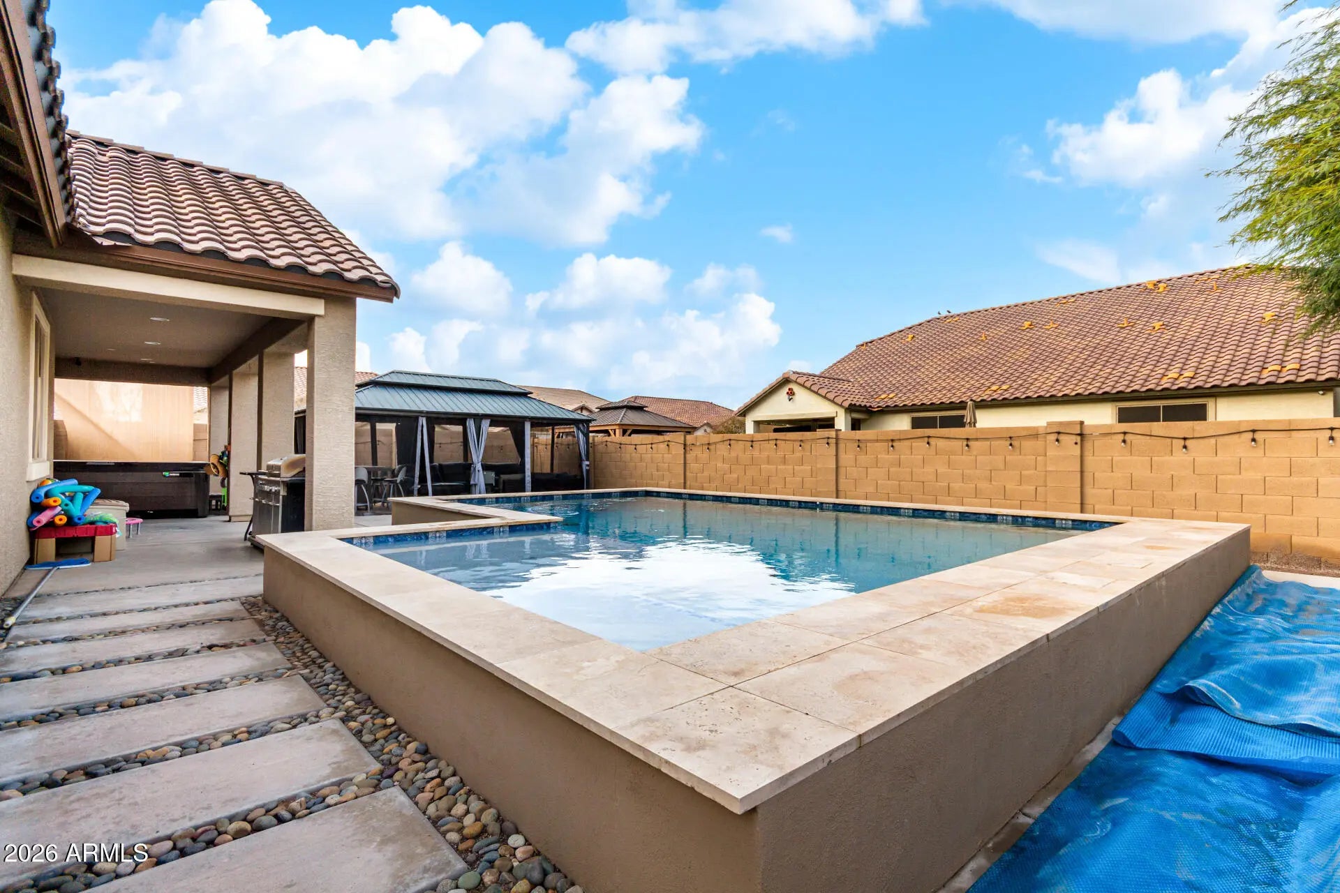 Photo of Listing #6965375