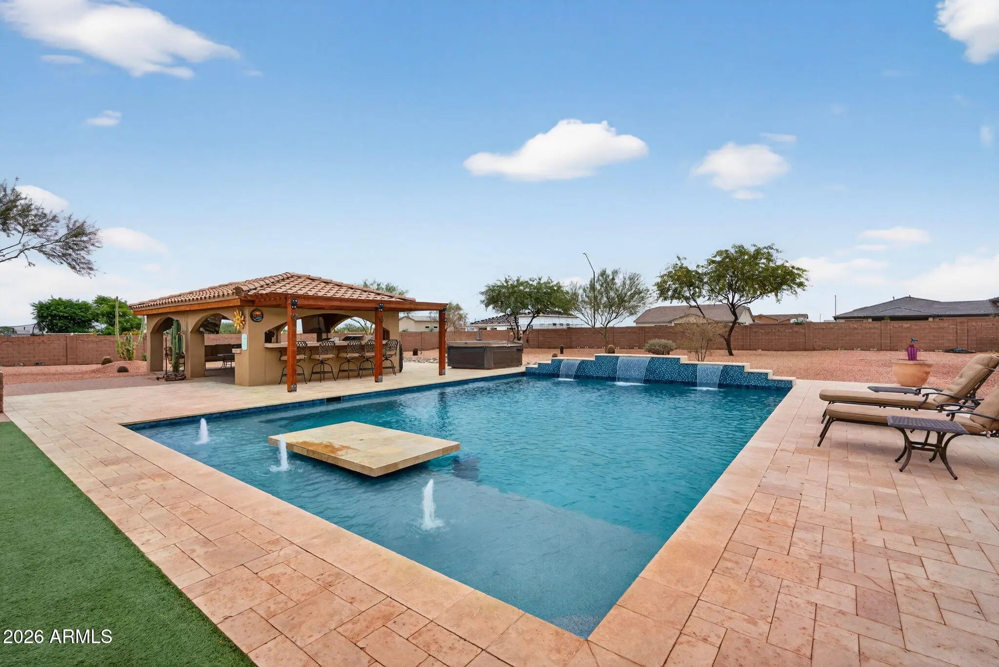 Photo of Listing #6964118