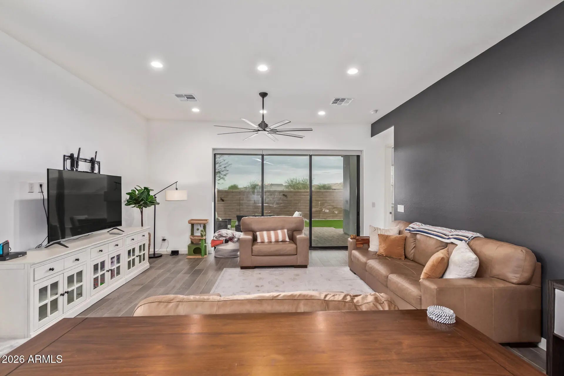 Photo of Listing #6965831