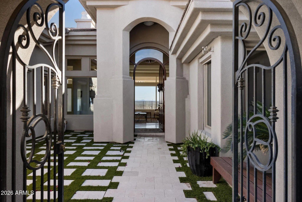 785 E Windmere Drive, Phoenix