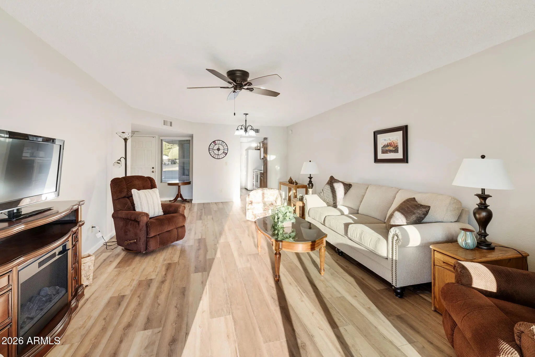 Photo of Listing #6968873