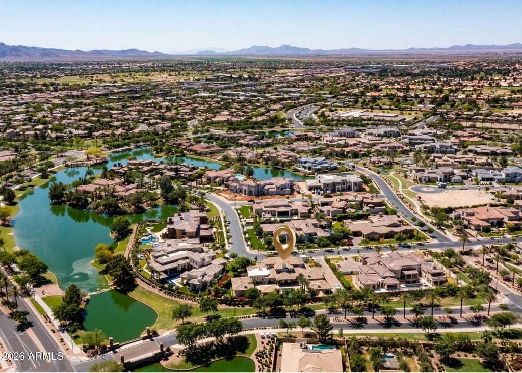 504 W Harmony Place, Chandler