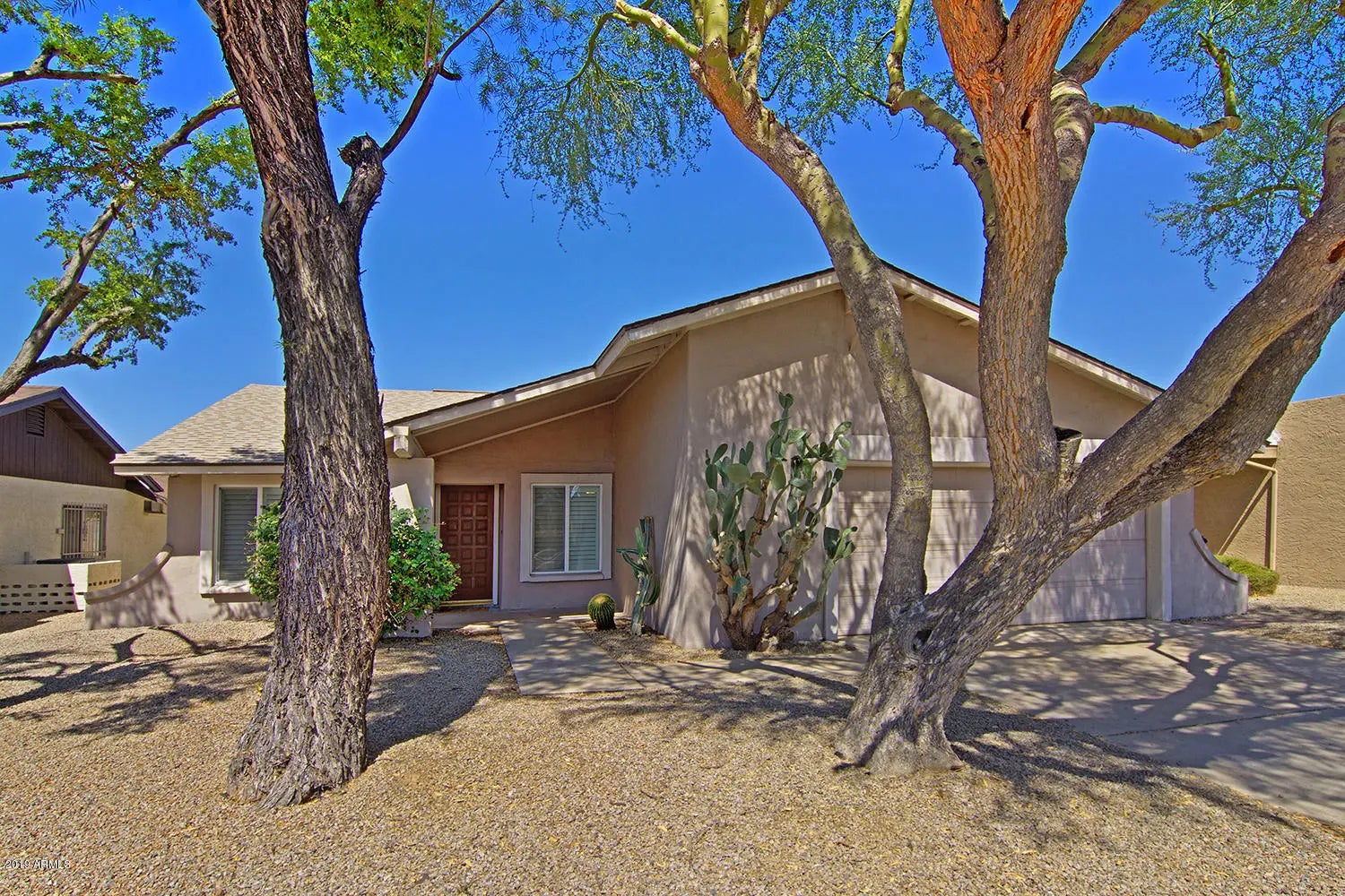 Photo of Listing #6965426