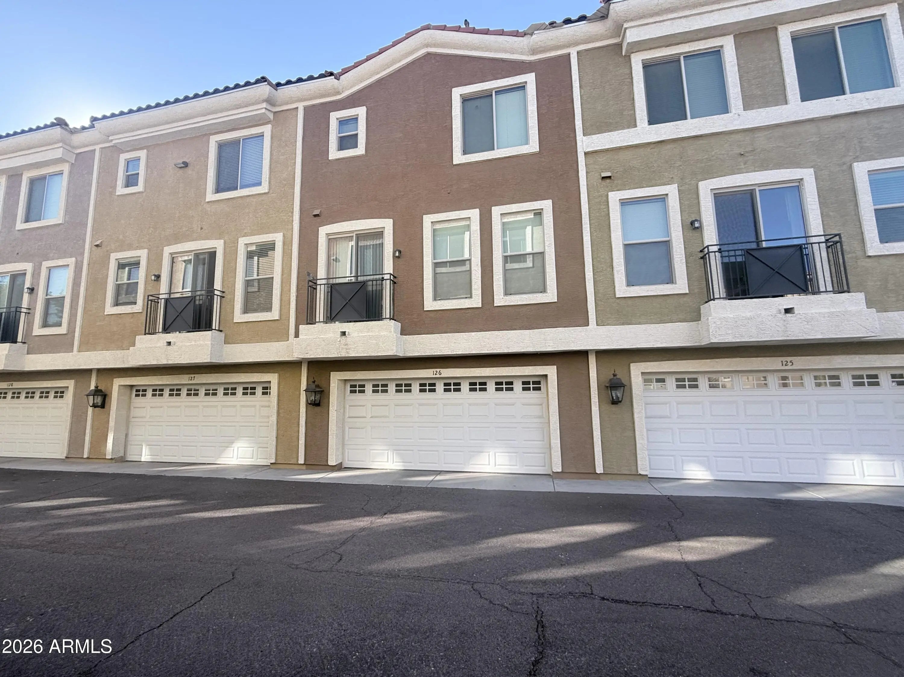 Photo of Listing #6964914