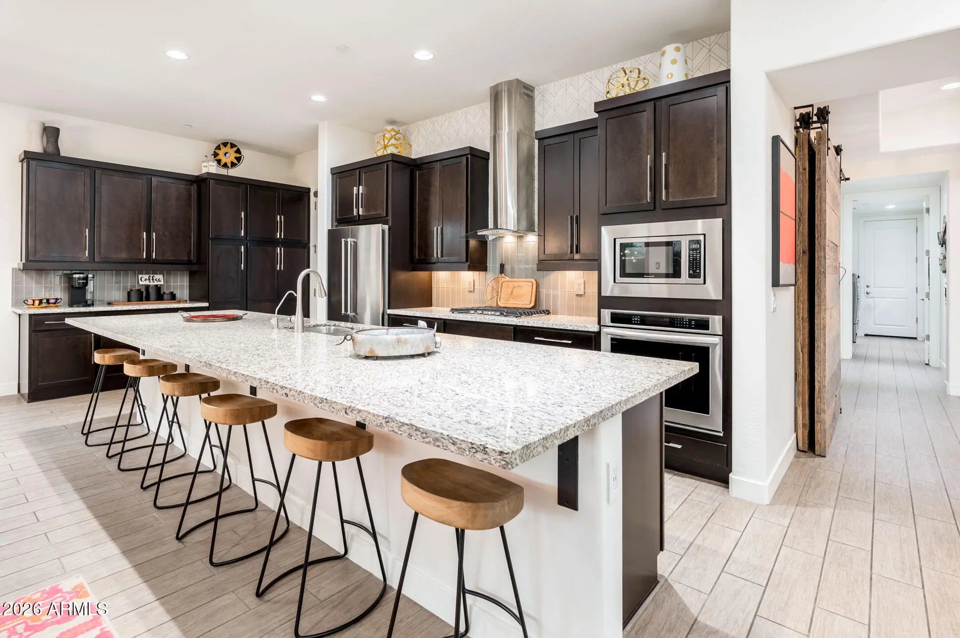 Photo of Listing #6965433