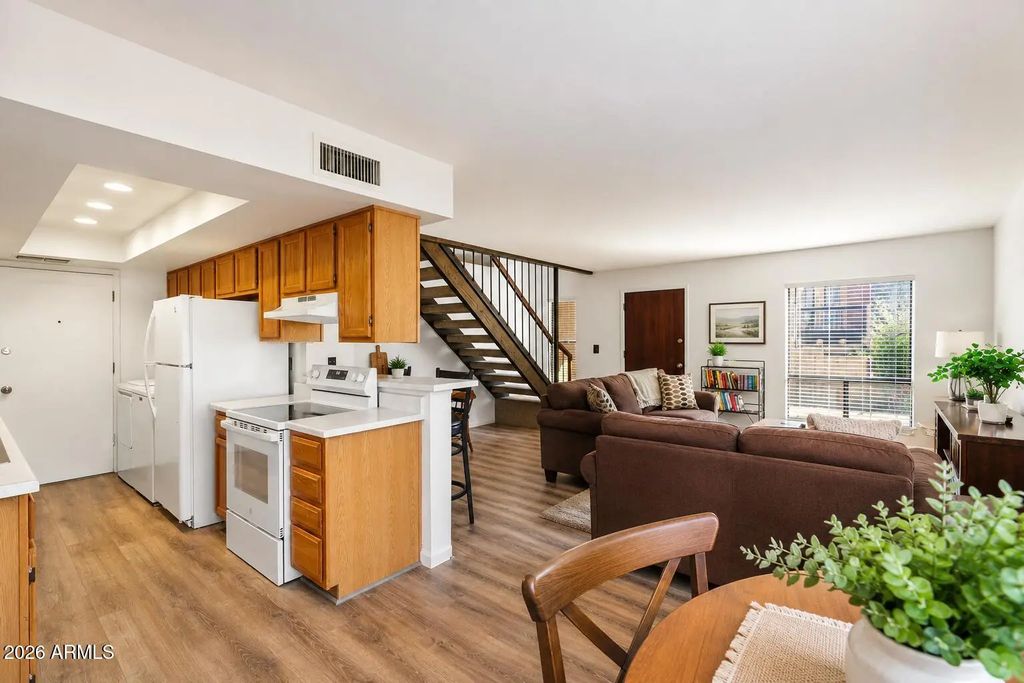 744 E North Lane (unit 2), Phoenix