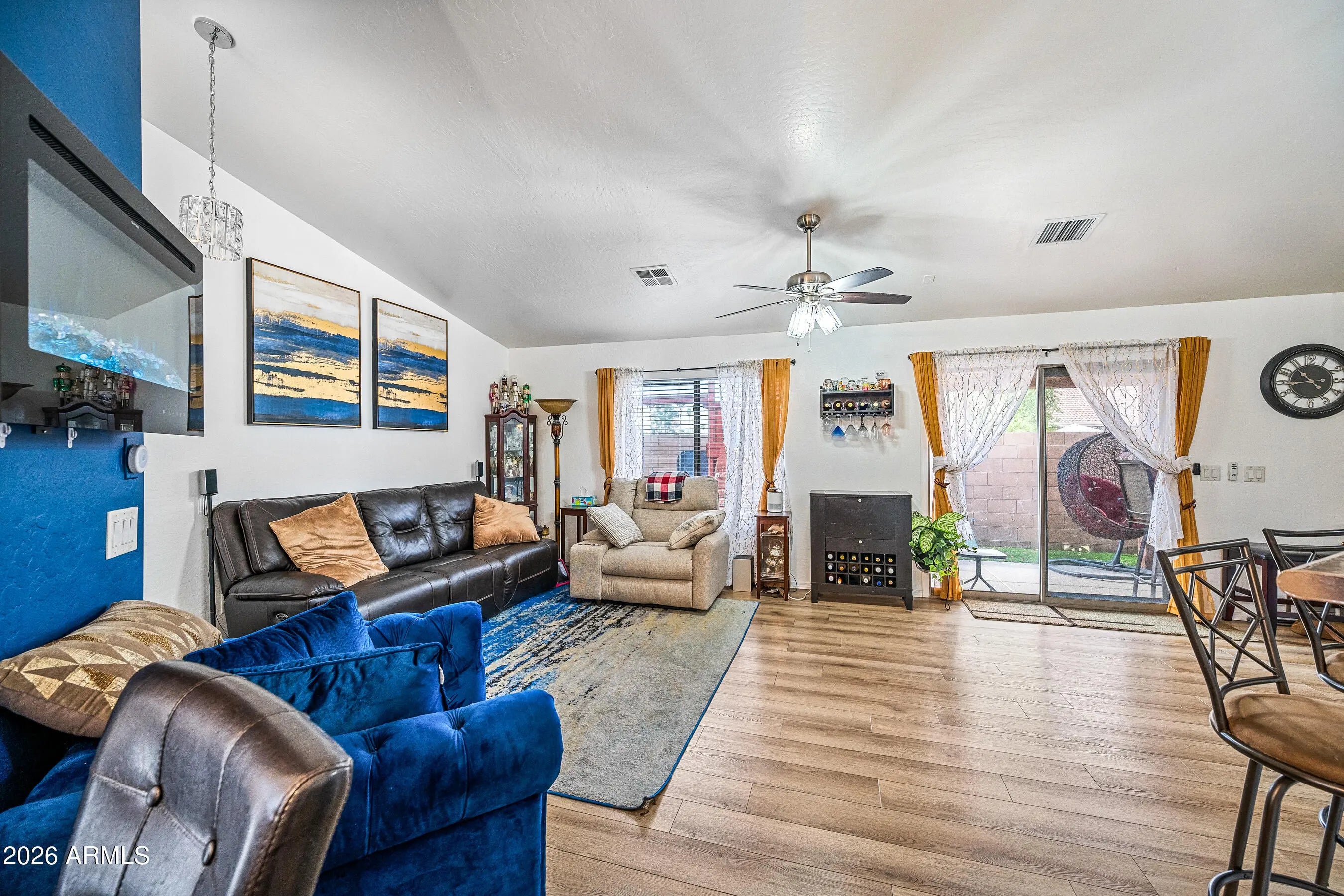 Photo of Listing #6966435