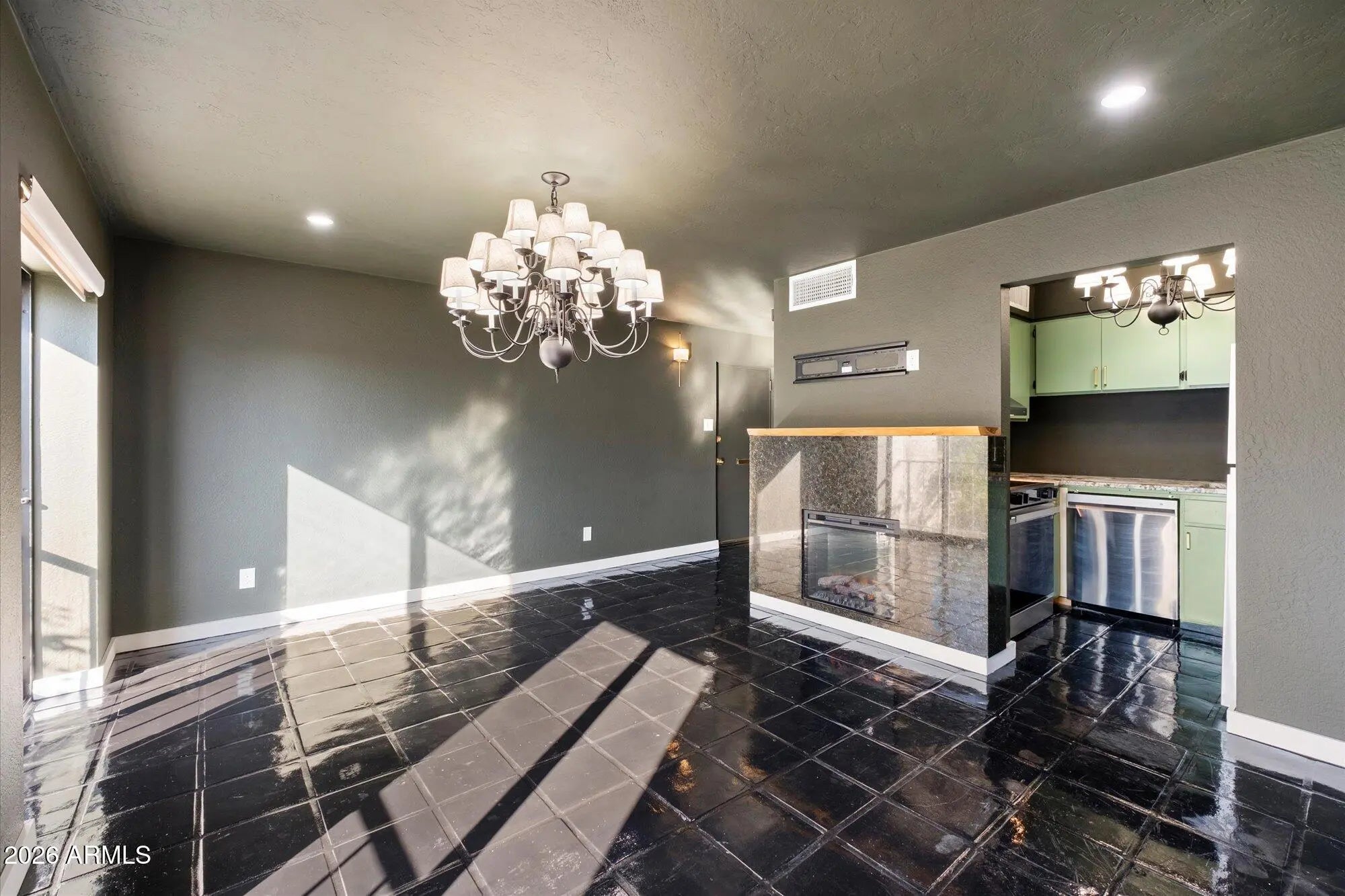 Photo of Listing #6965738