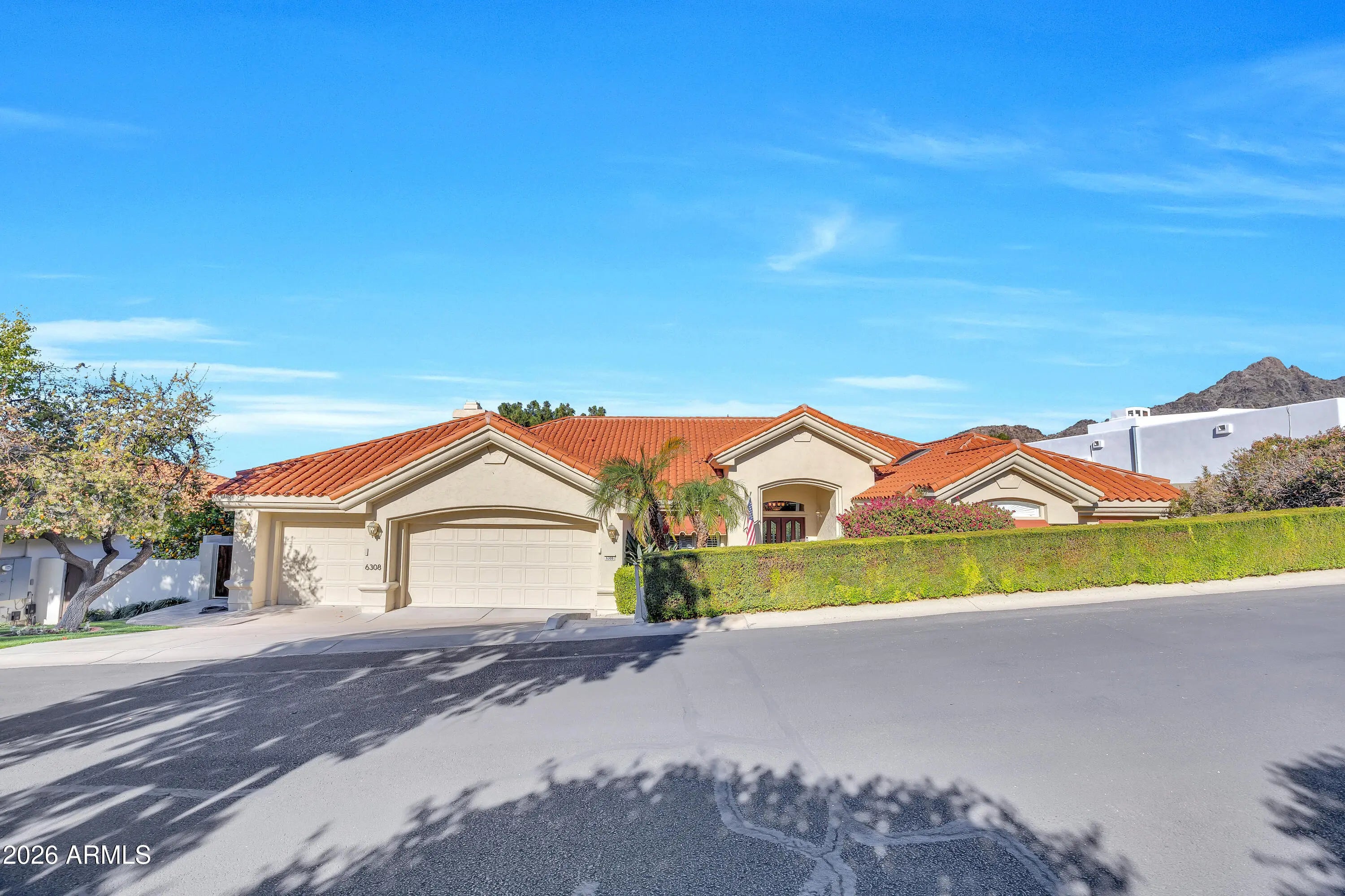 Photo of Listing #6968935