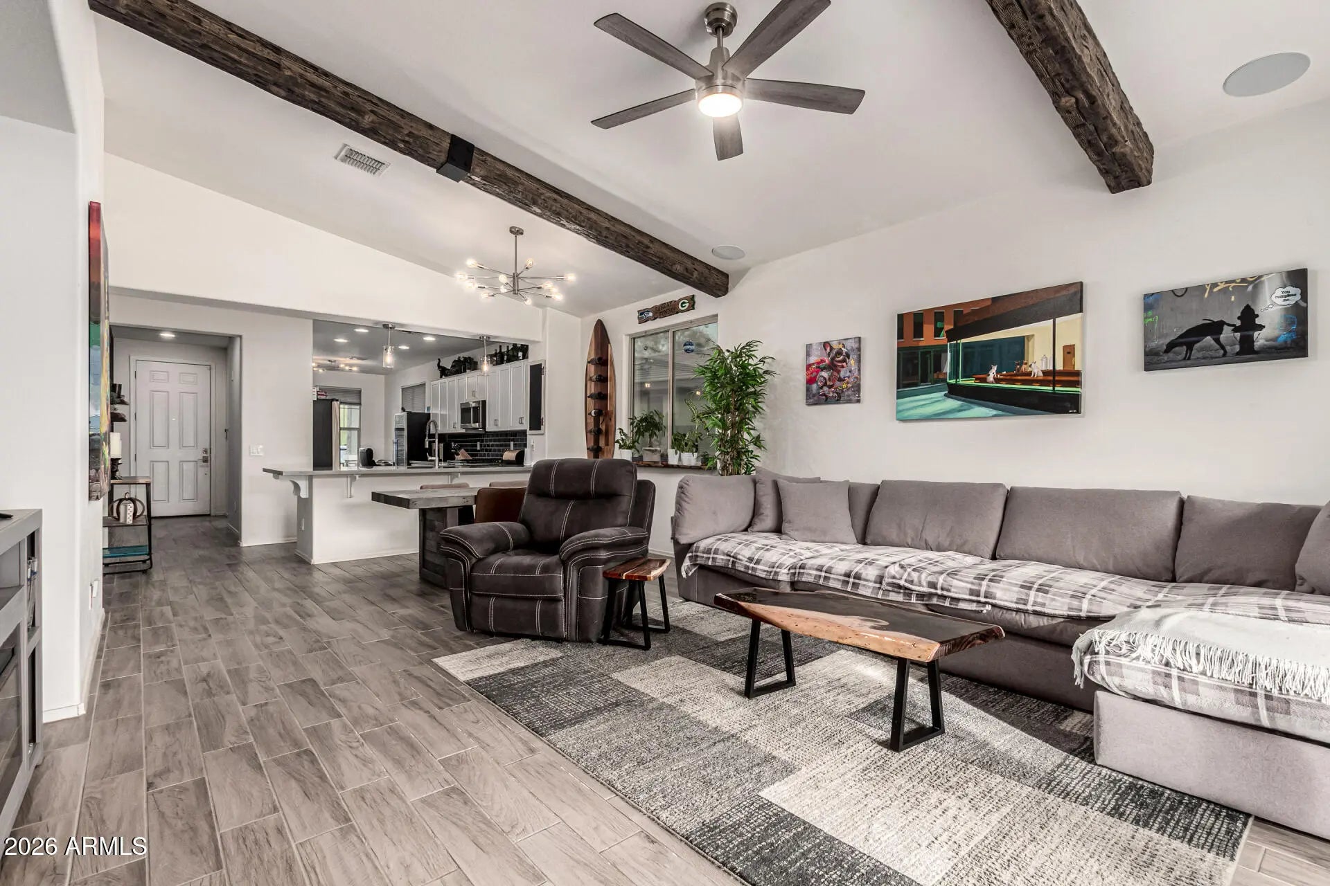 Photo of Listing #6972918