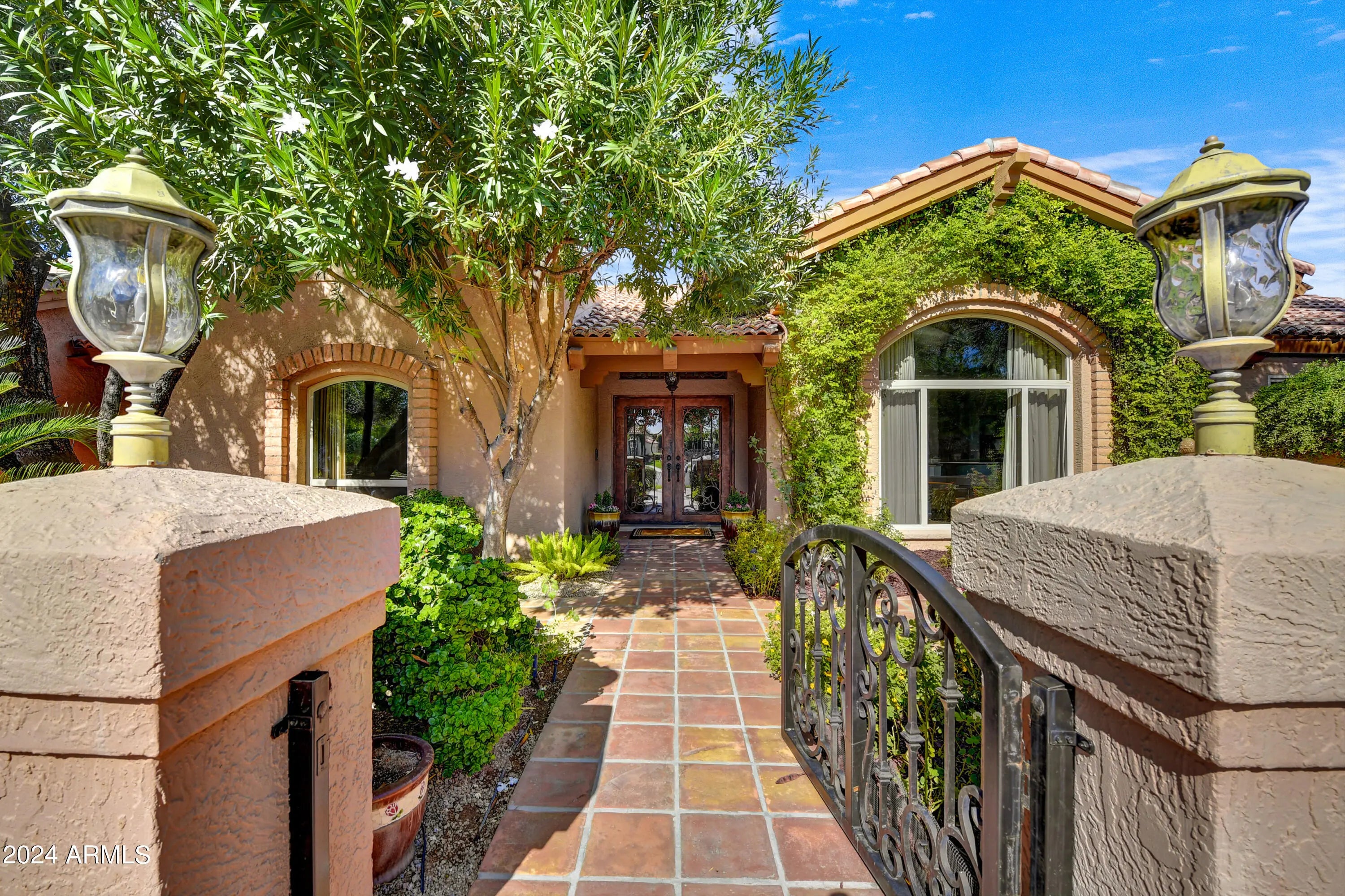 Photo of Listing #6976045