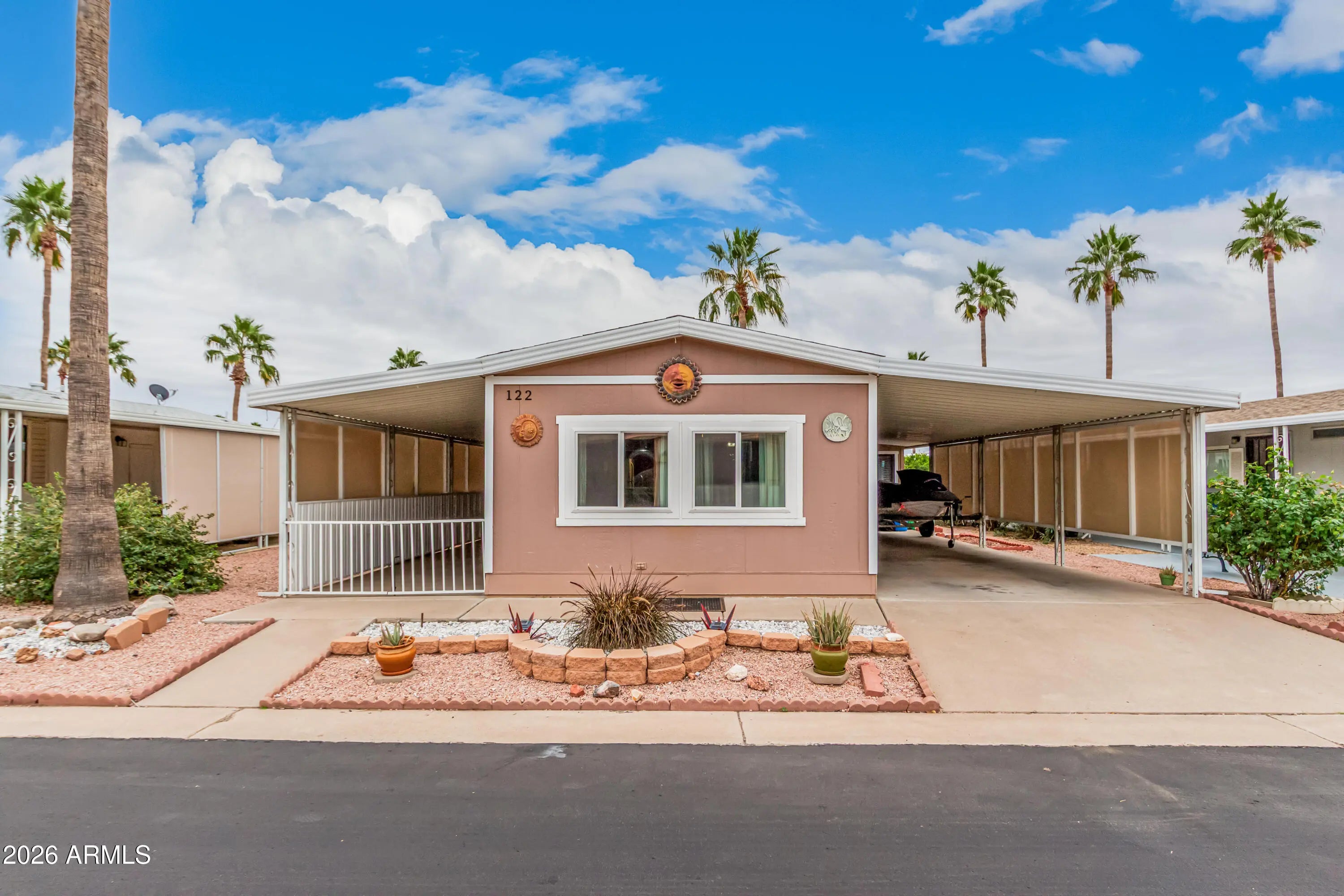 Photo of Listing #6965664