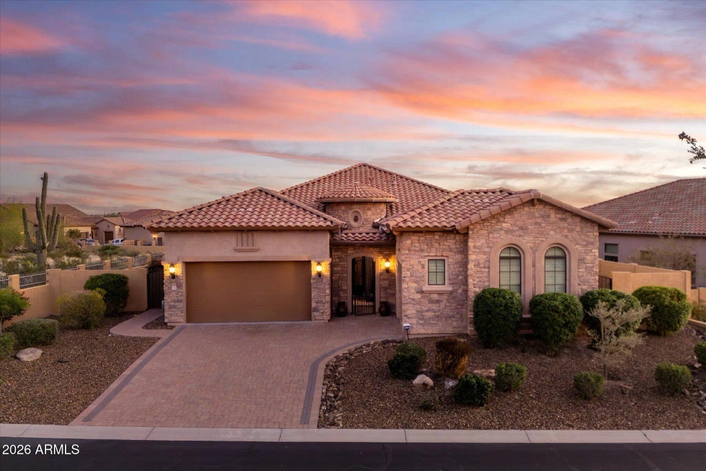 8549 E Leland Street, Mesa