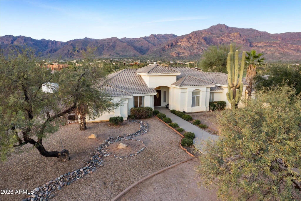 10686 E Baseline Avenue, Gold Canyon