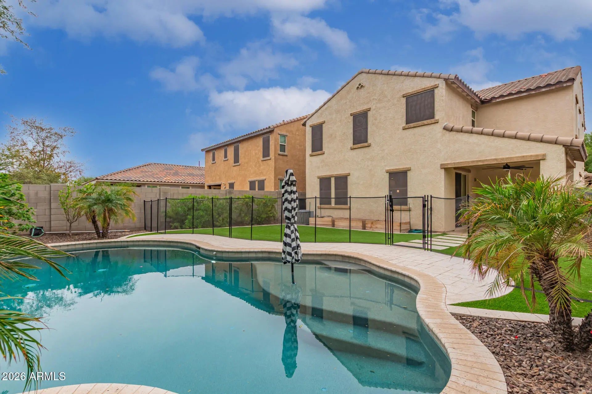 Photo of Listing #6965730