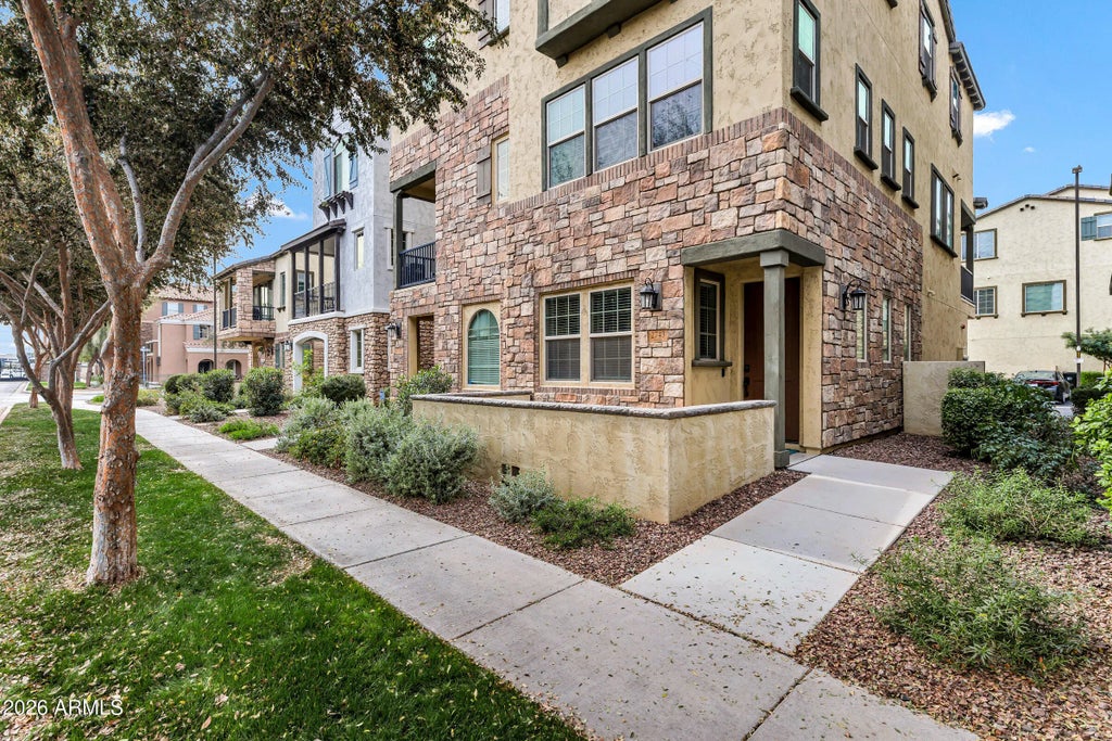 2743 S Balsam Drive, Gilbert