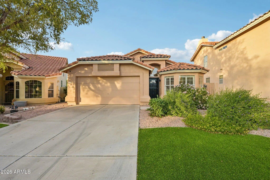 6560 E Saddleback Street, Mesa