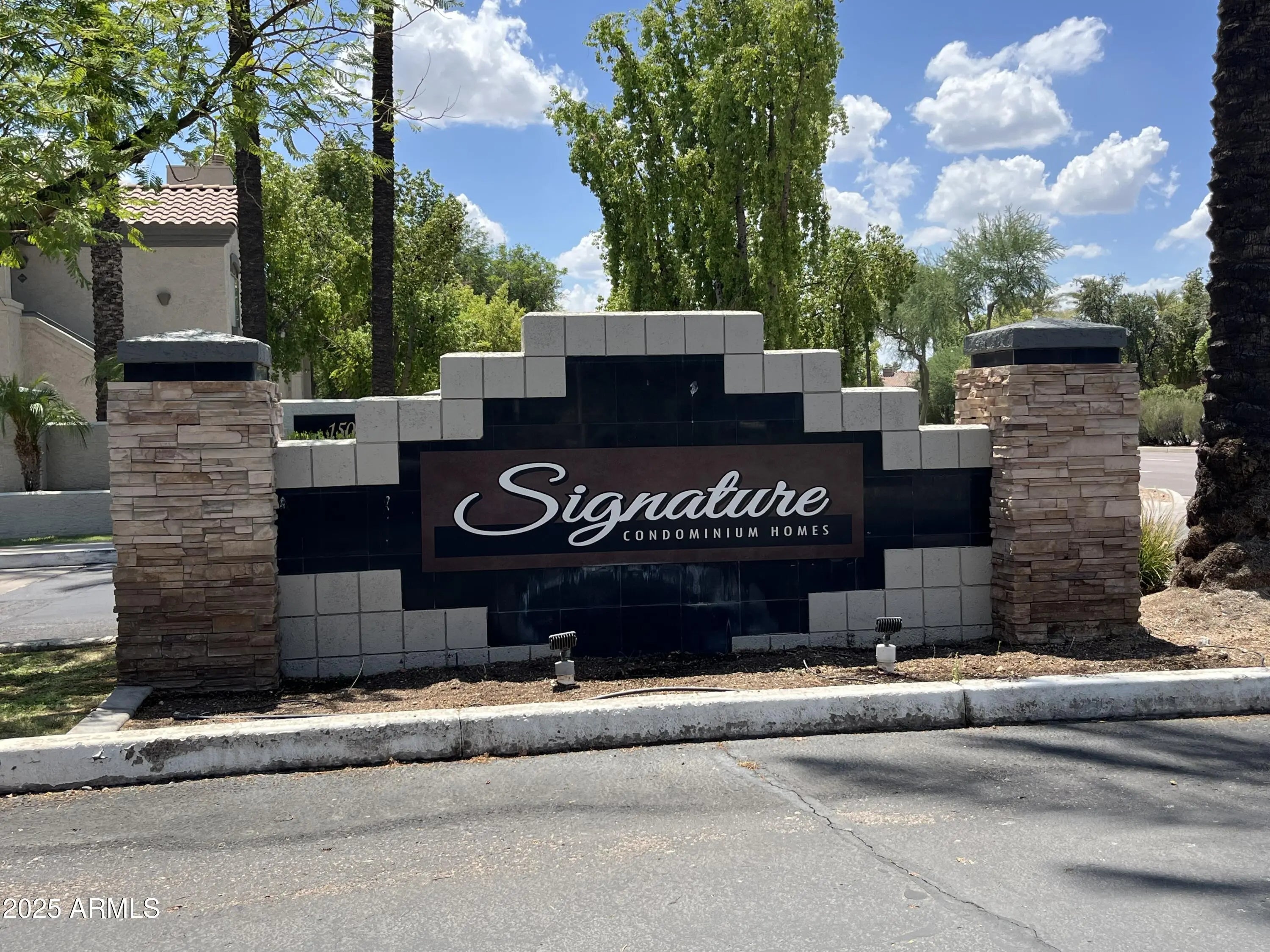 Photo of Listing #6965497