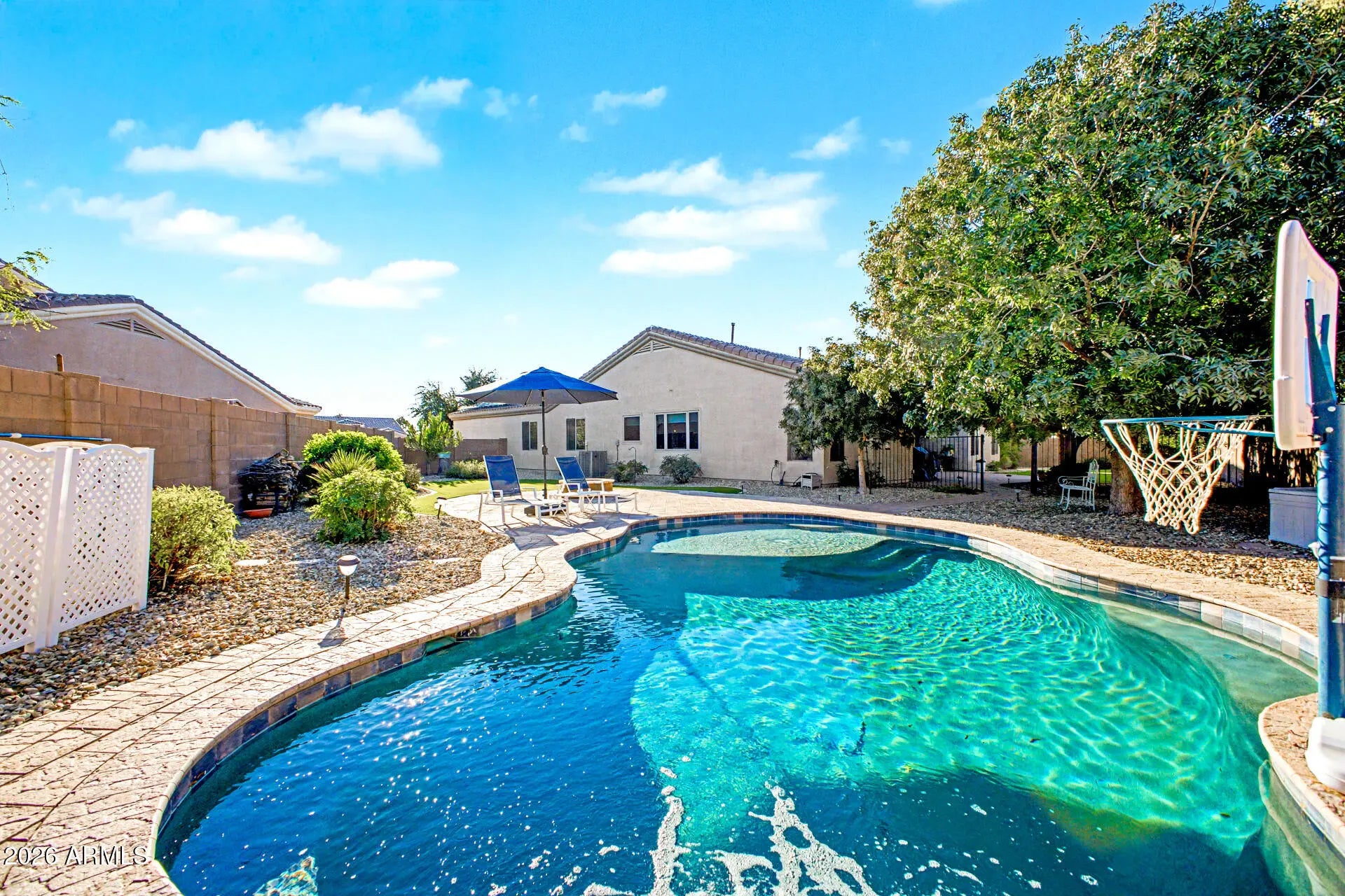 Photo of Listing #6966249