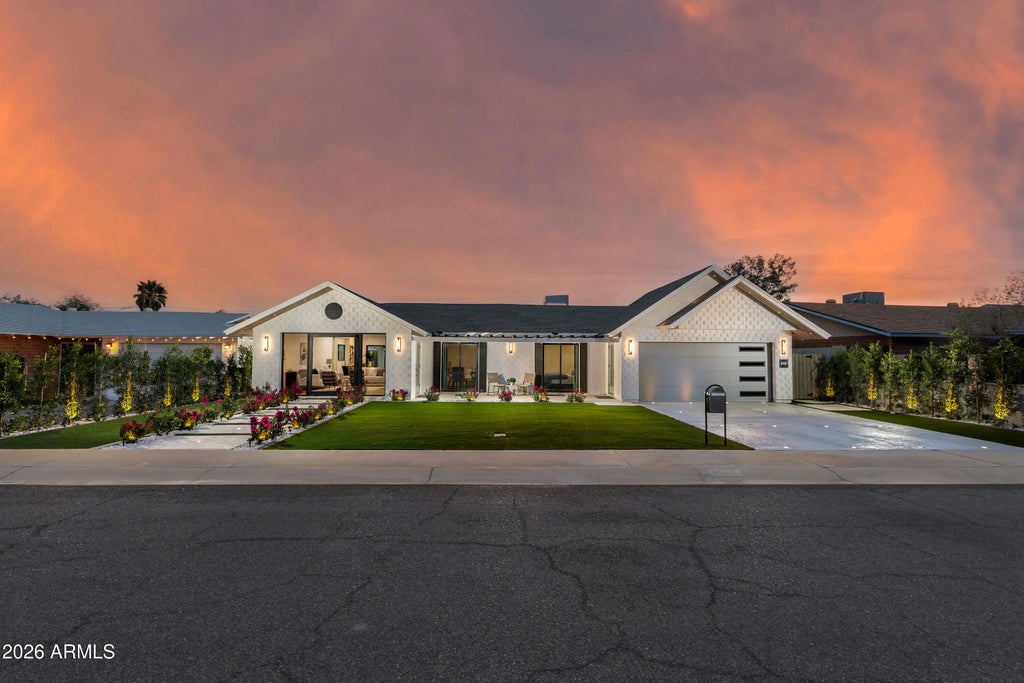 8507 E Rancho Vista Drive, Scottsdale