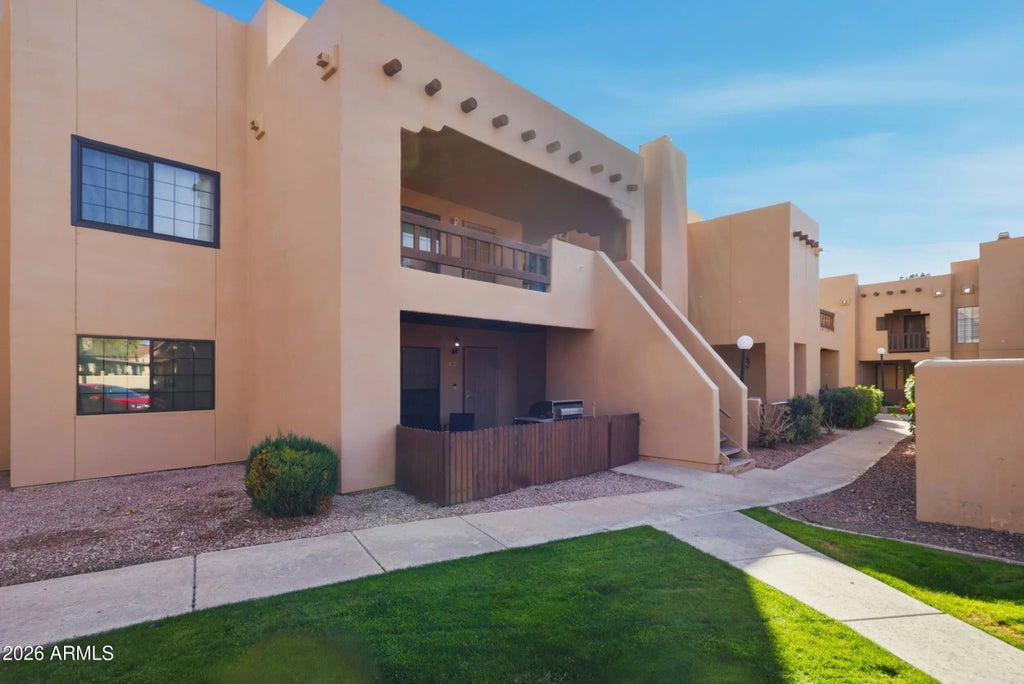 500 N Gila Springs Boulevard (unit 203), Chandler