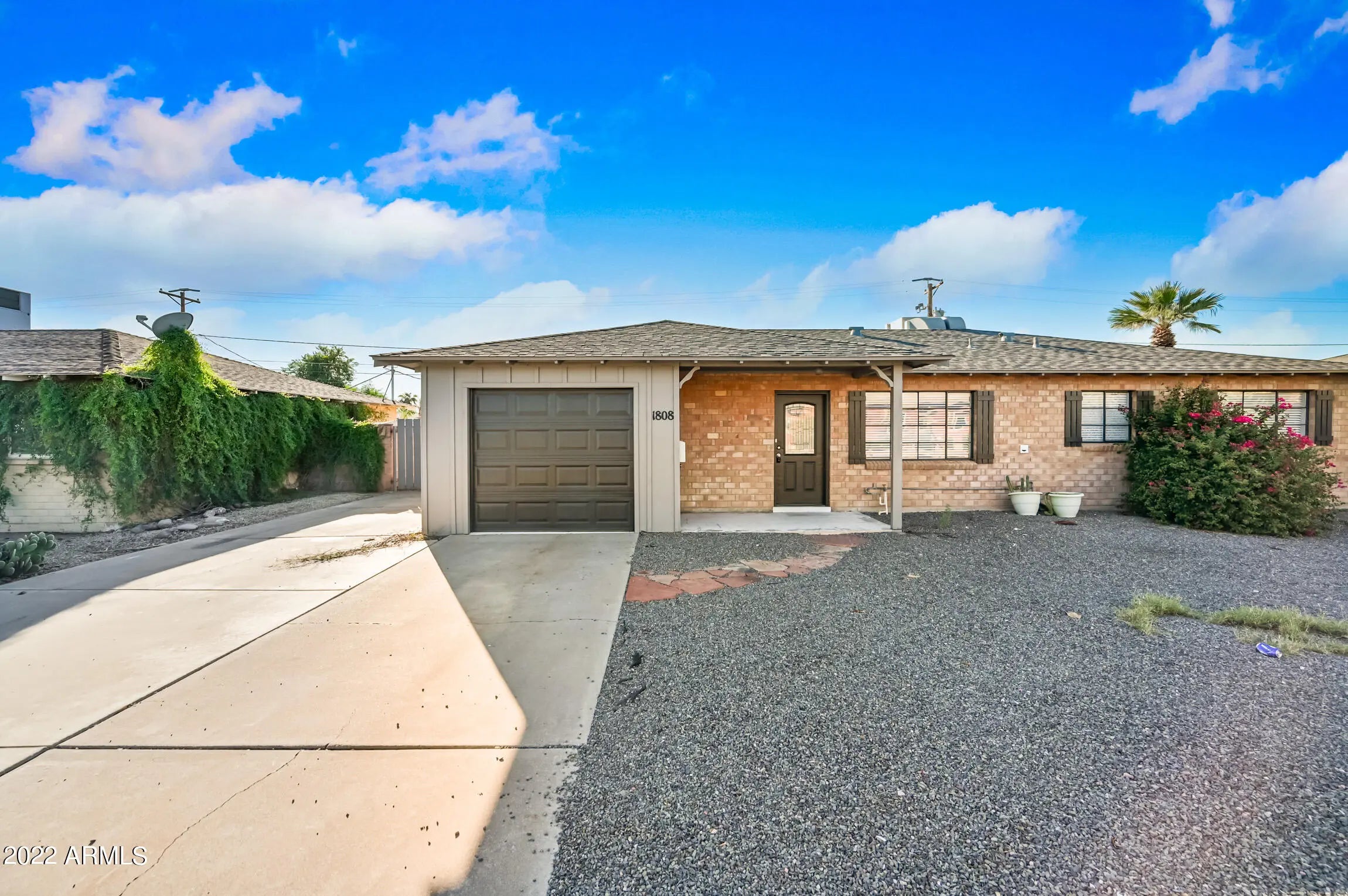 Photo of Listing #6965909