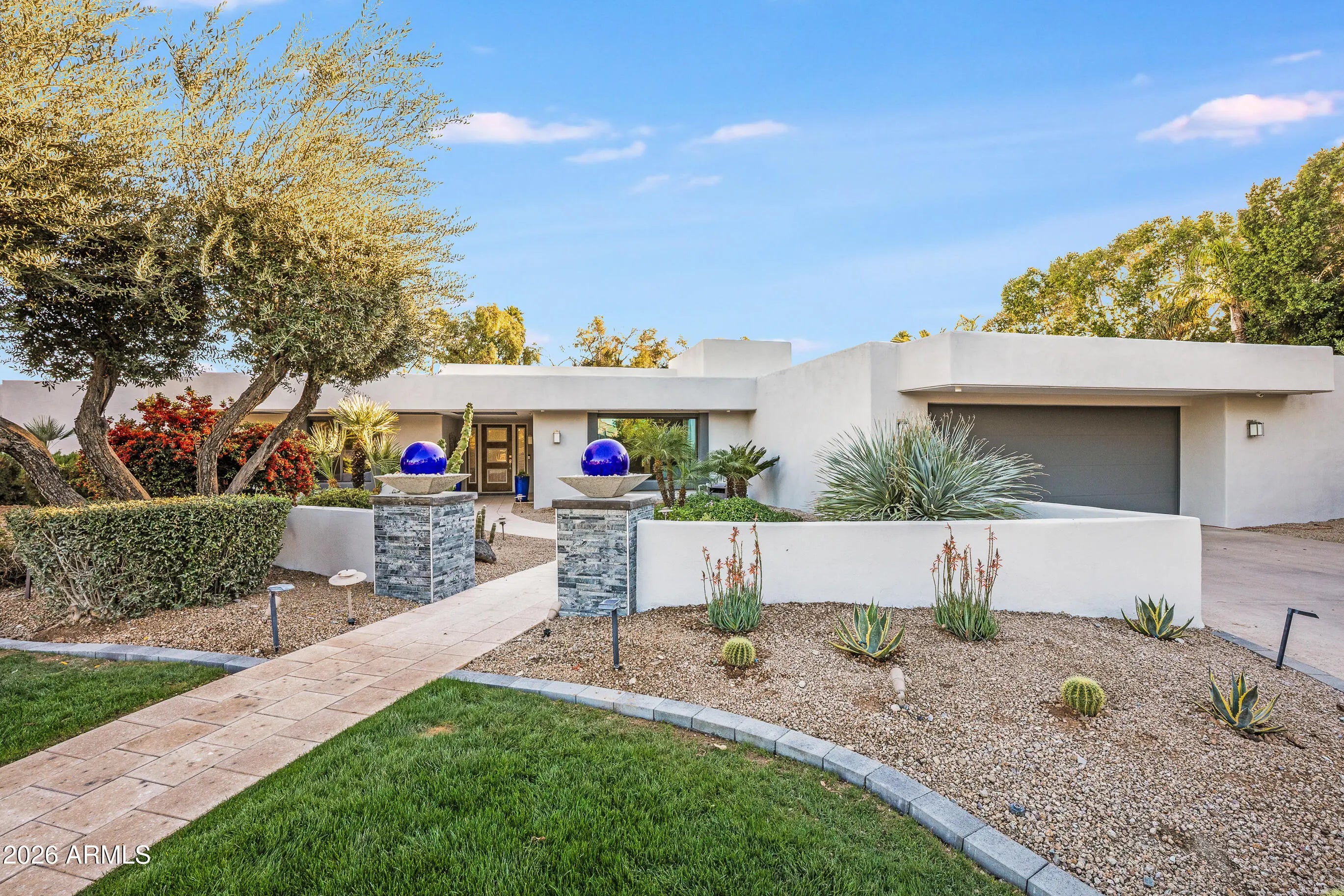 Photo of Listing #6982876