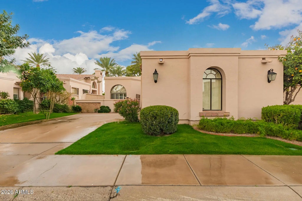 10126 N 100th Place, Scottsdale