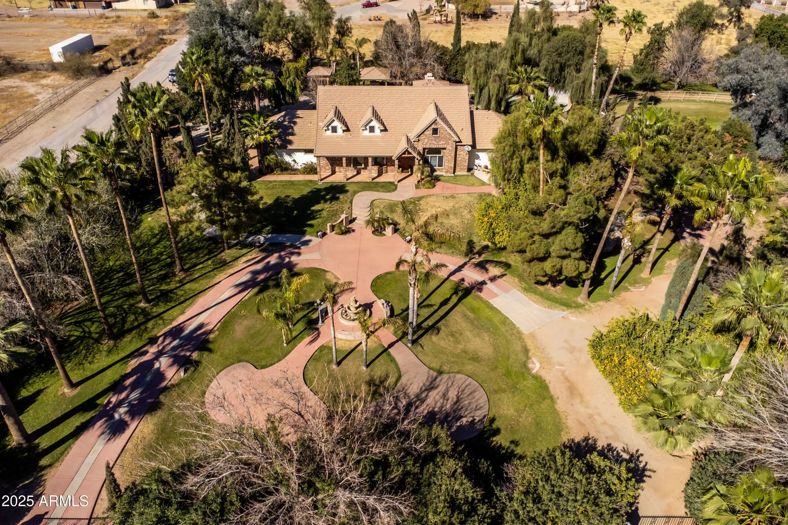 Photo of Listing #6966342