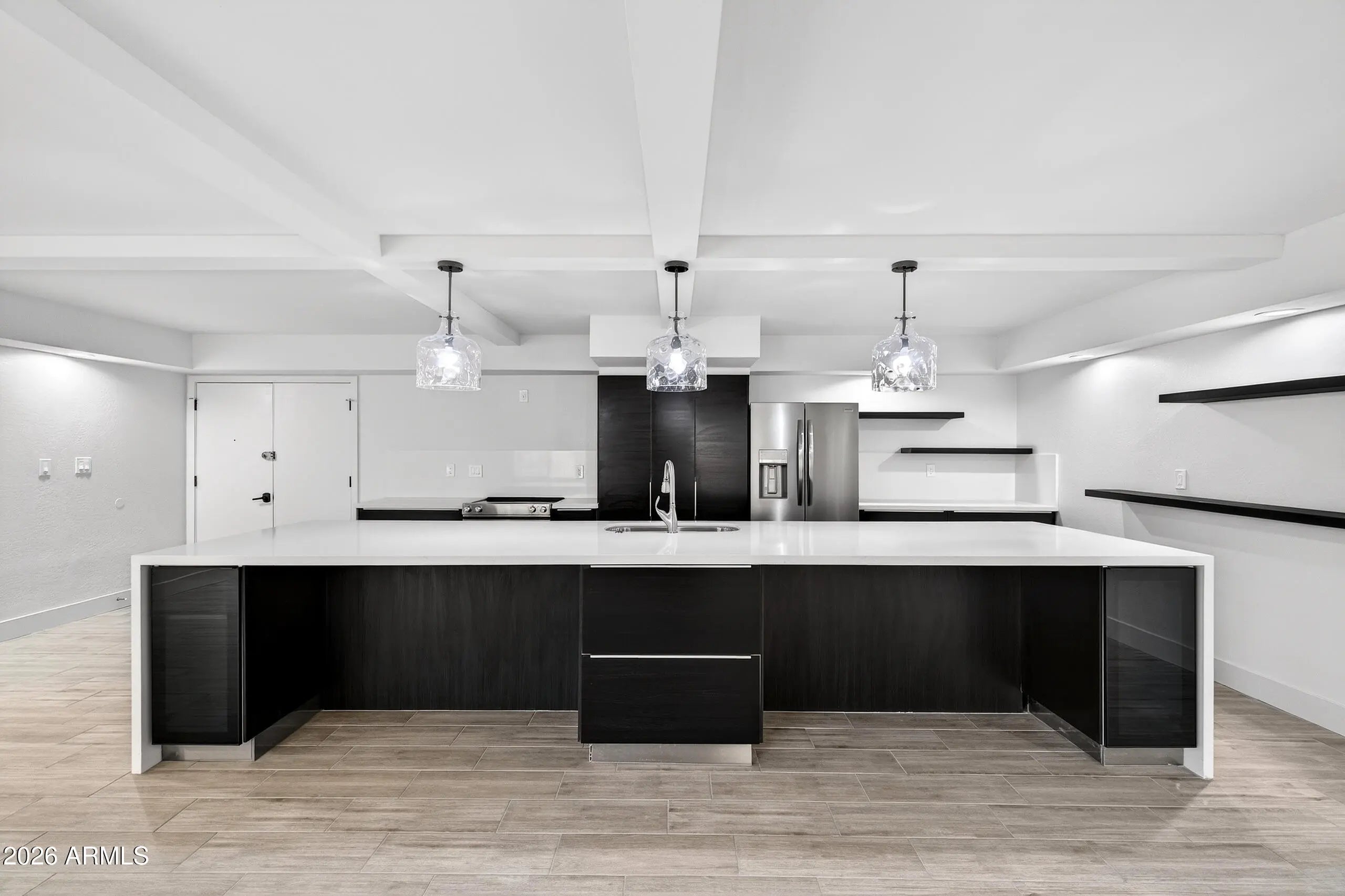 Photo of Listing #6966650