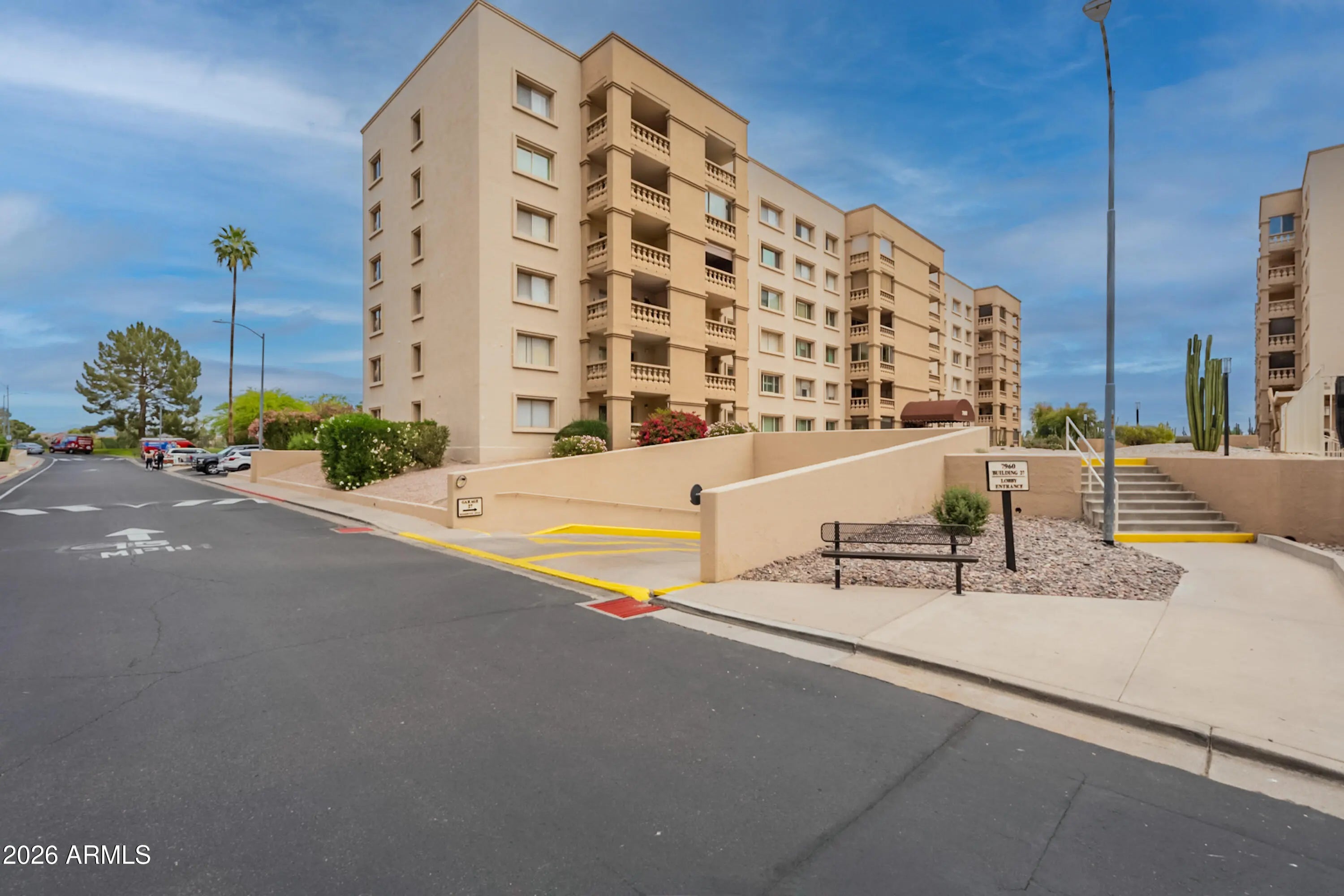 Photo of Listing #6966650