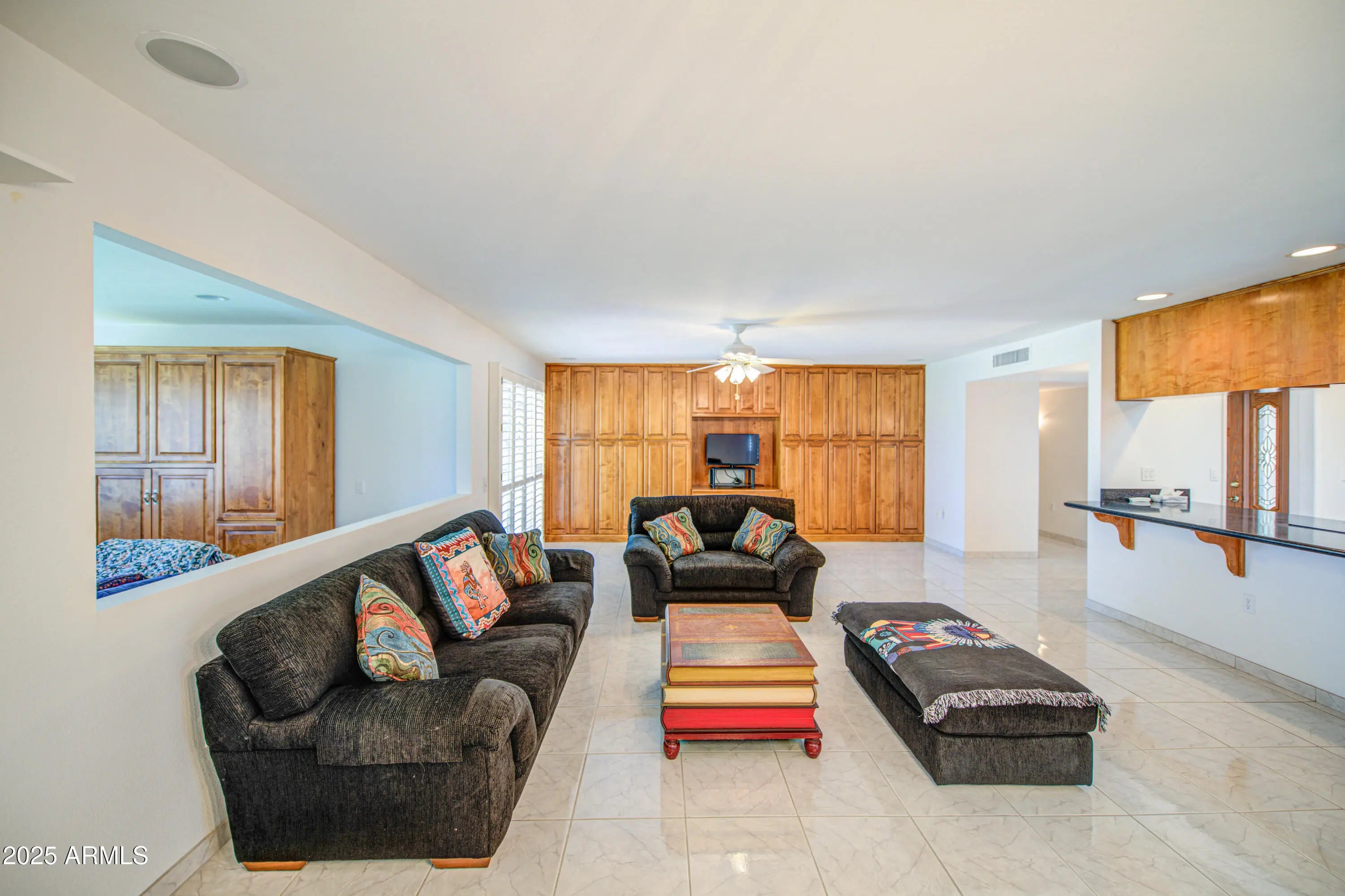 Photo of Listing #6966428