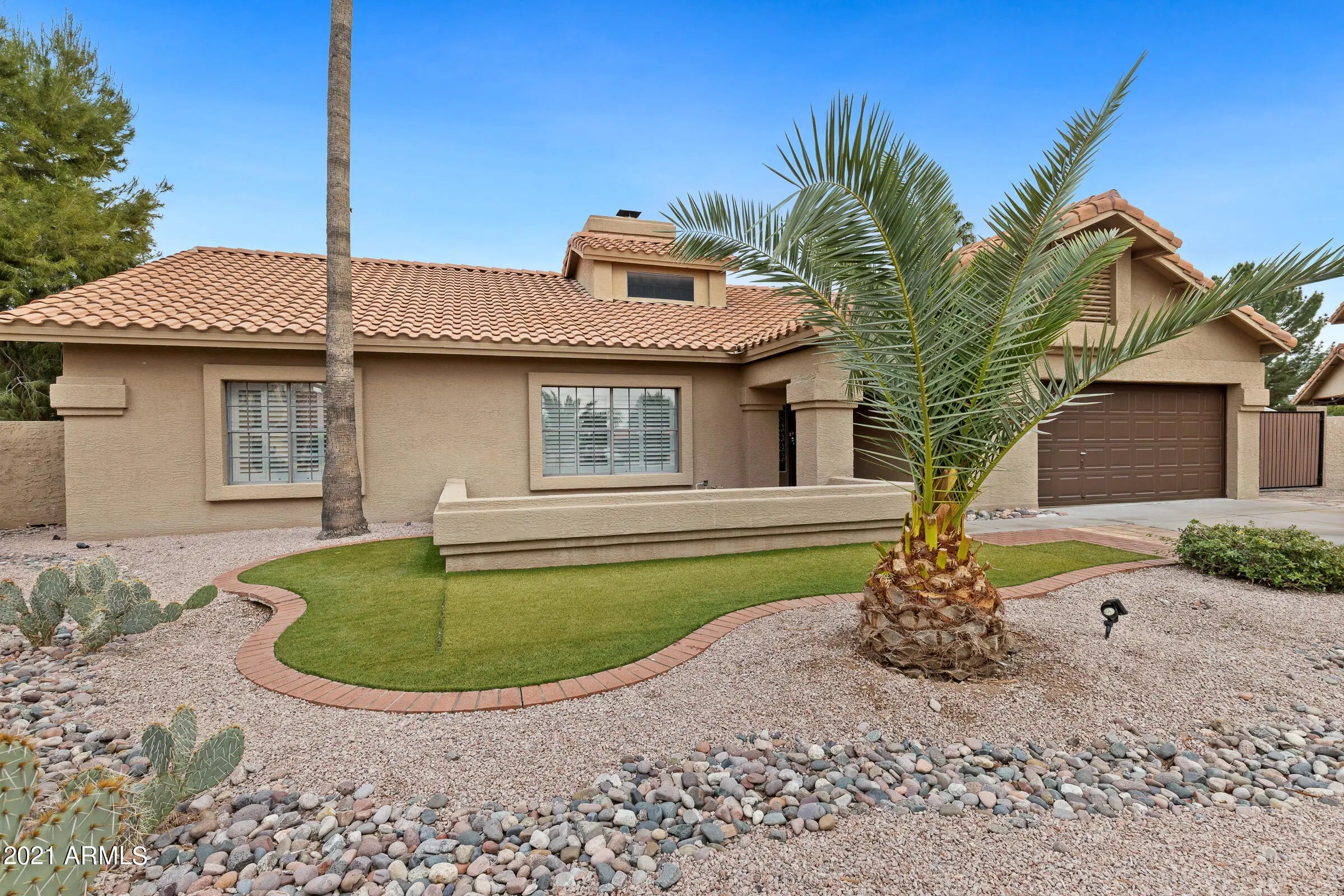 Photo of Listing #6966436